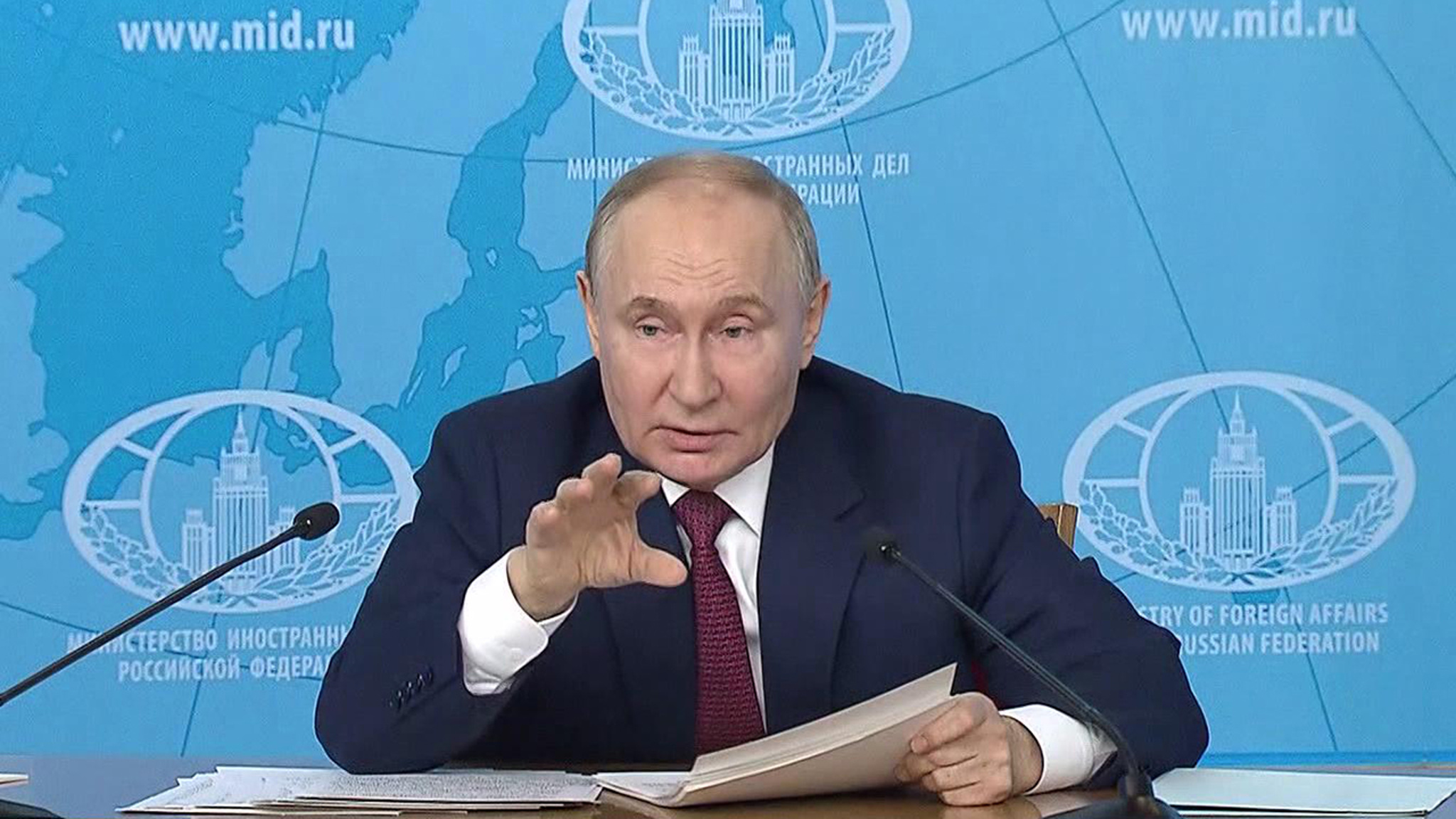 Путин назвал условия прекращения огня в зоне СВО