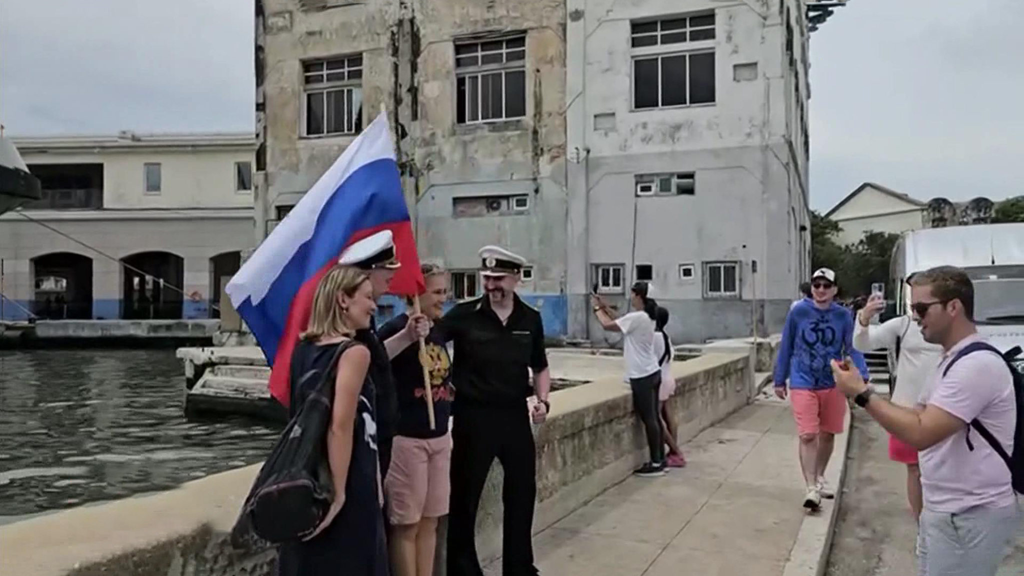 Визит дружбы российских кораблей на Кубу переполошил южные штаты