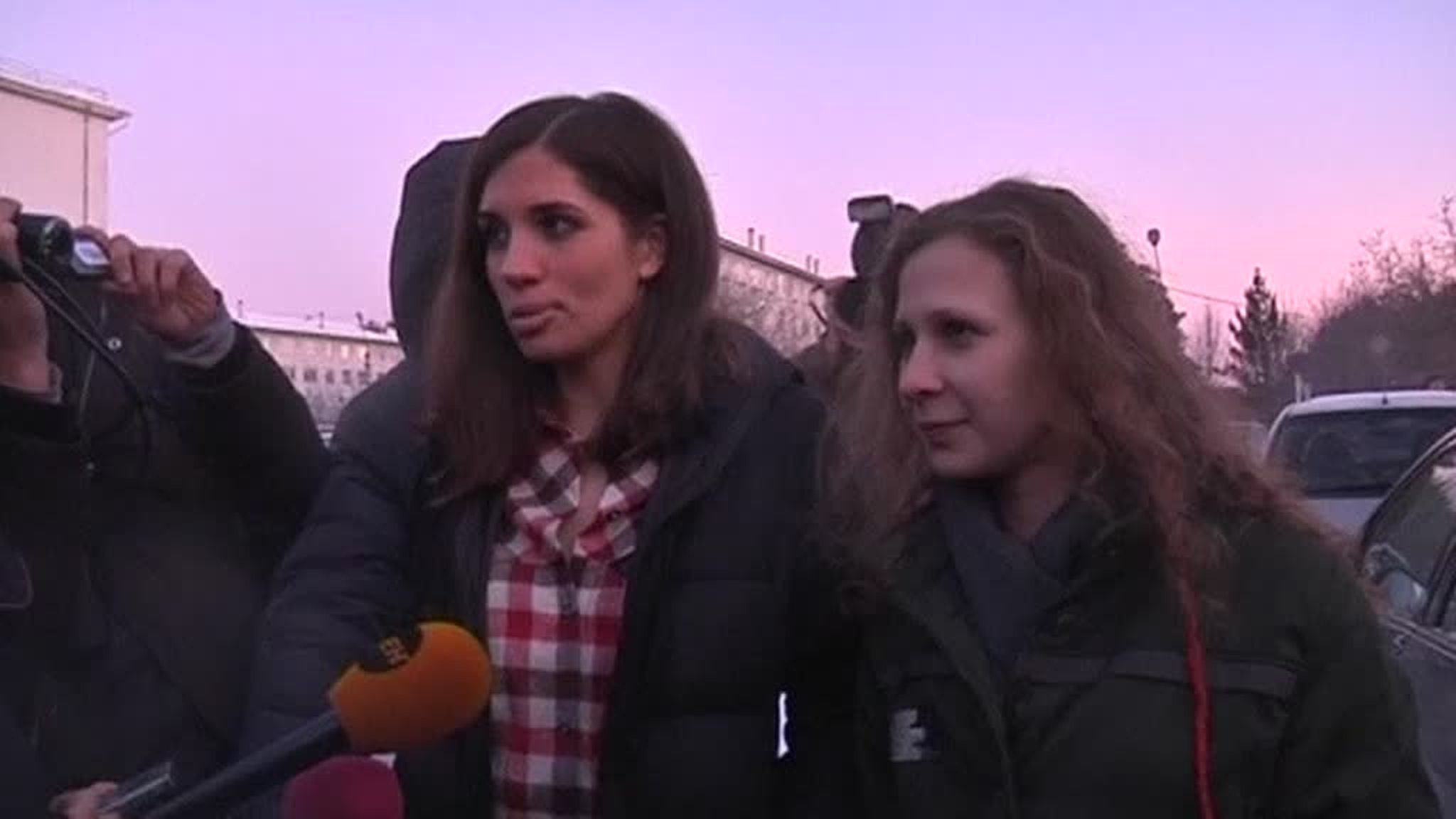 Группа Pussy Riot частично воссоединилась в Красноярске