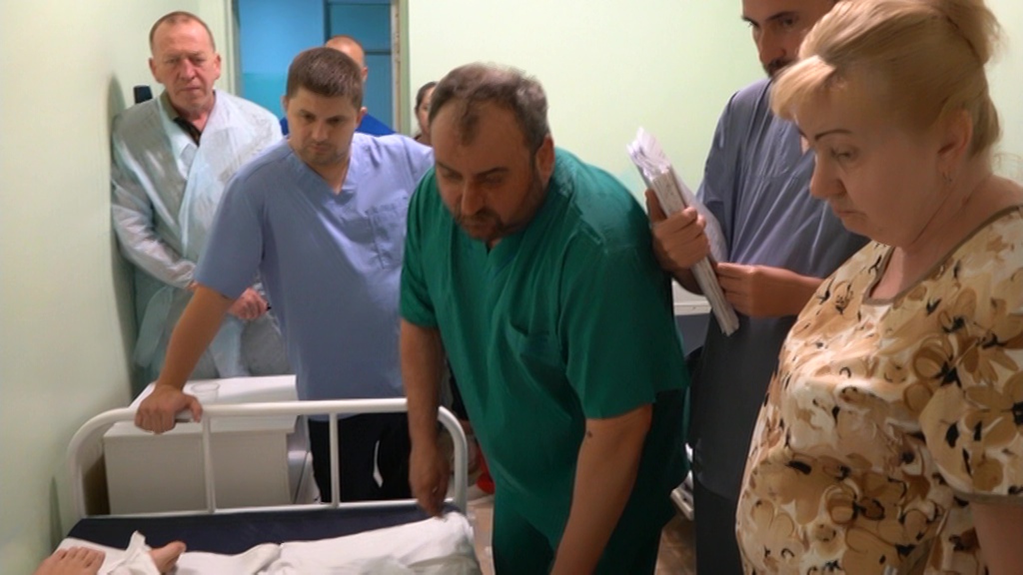 Столичные врачи обследовали всех пострадавших от ракетной атаки на Севастополь