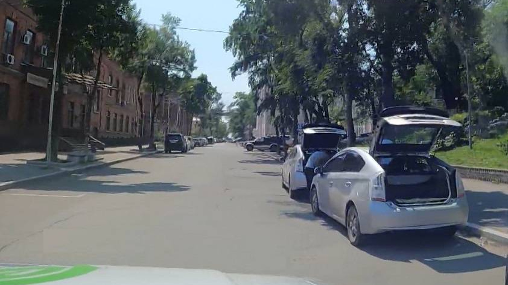 Парковки-"ловушки" пополняют бюджет Владивостока, "разоряя" водителей