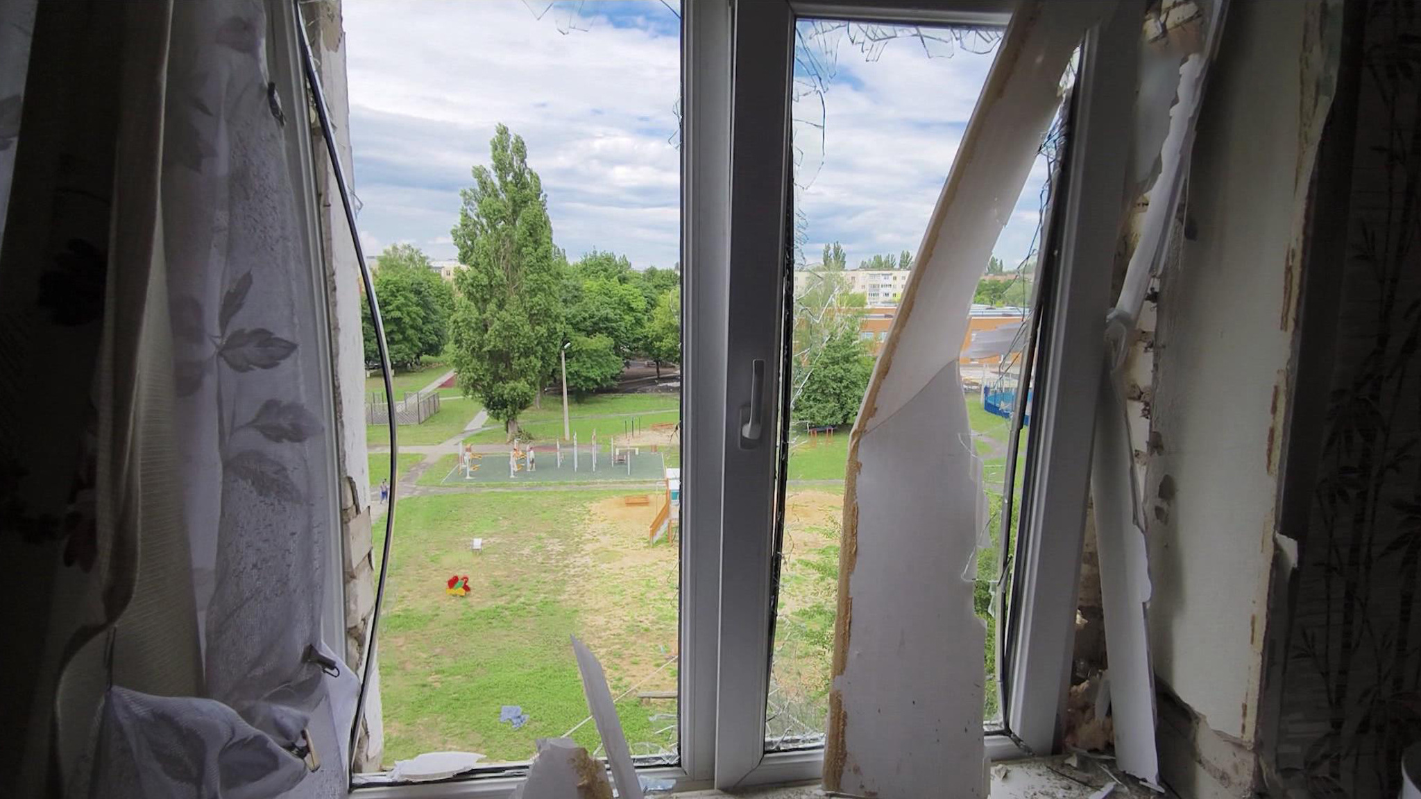 Киев целится по жилым массивам в Белгородской области