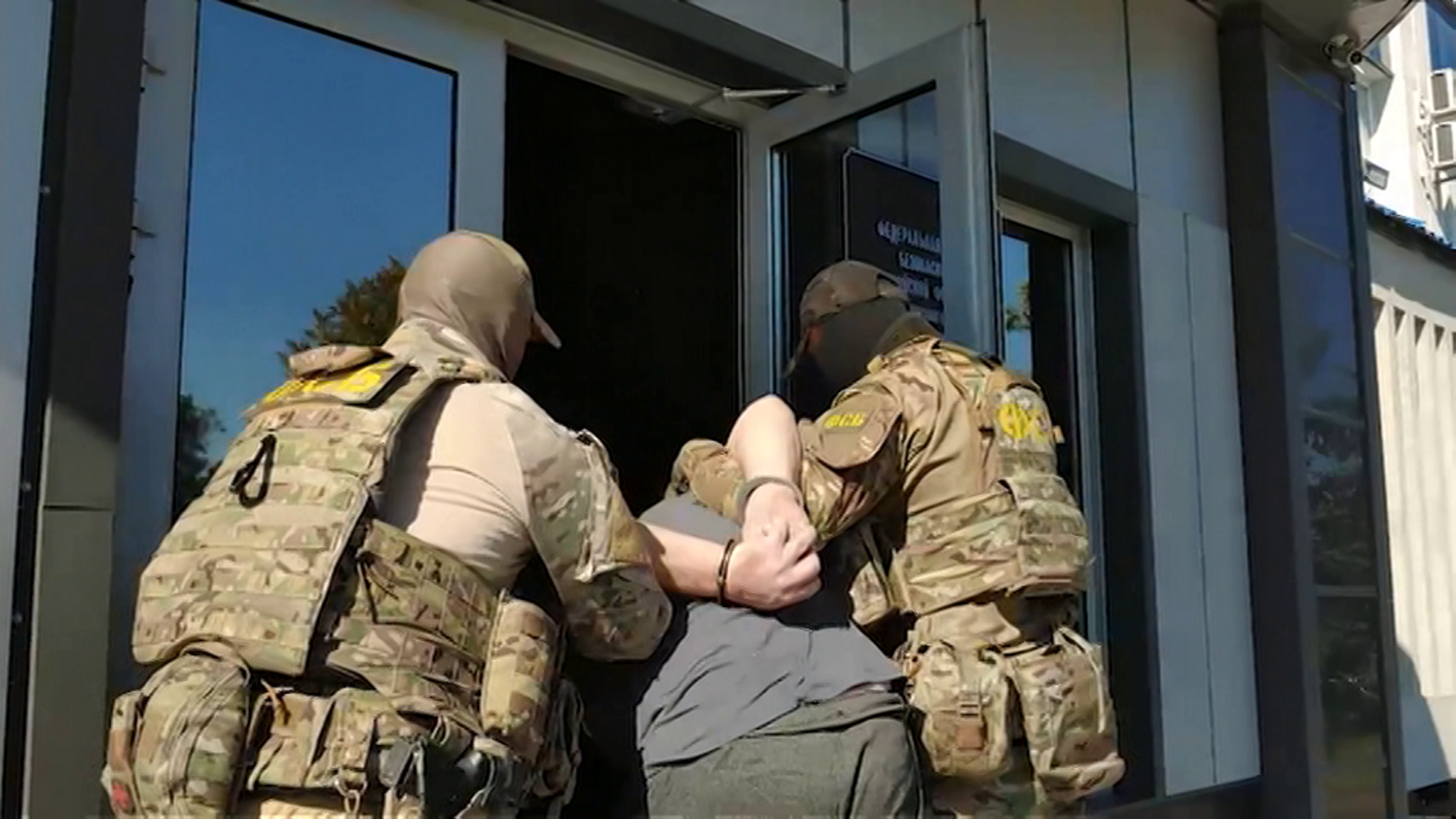 Суд в ЛНР вынес приговоры двум украинским шпионам