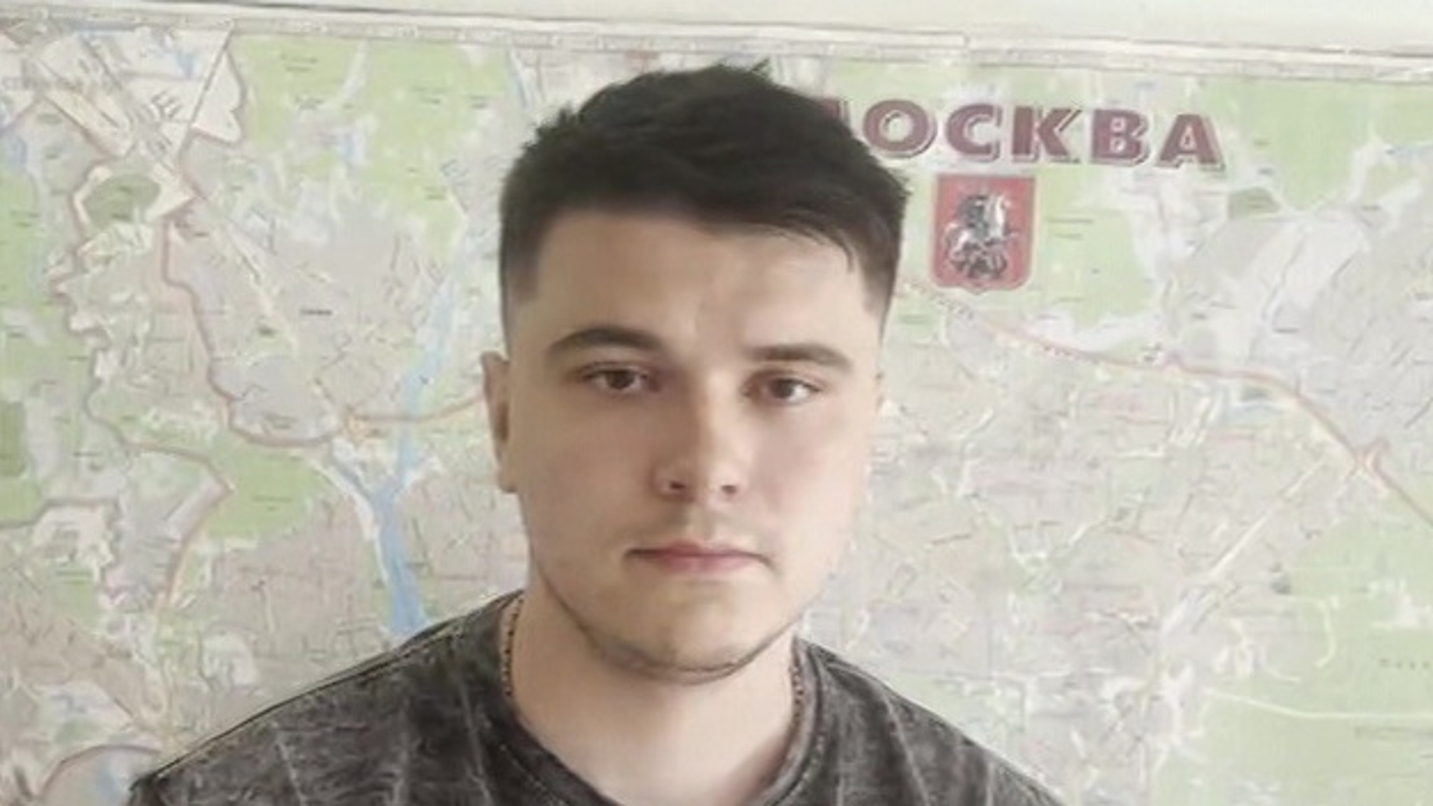 Бывший волейболист выманивал деньги за удаление компромата