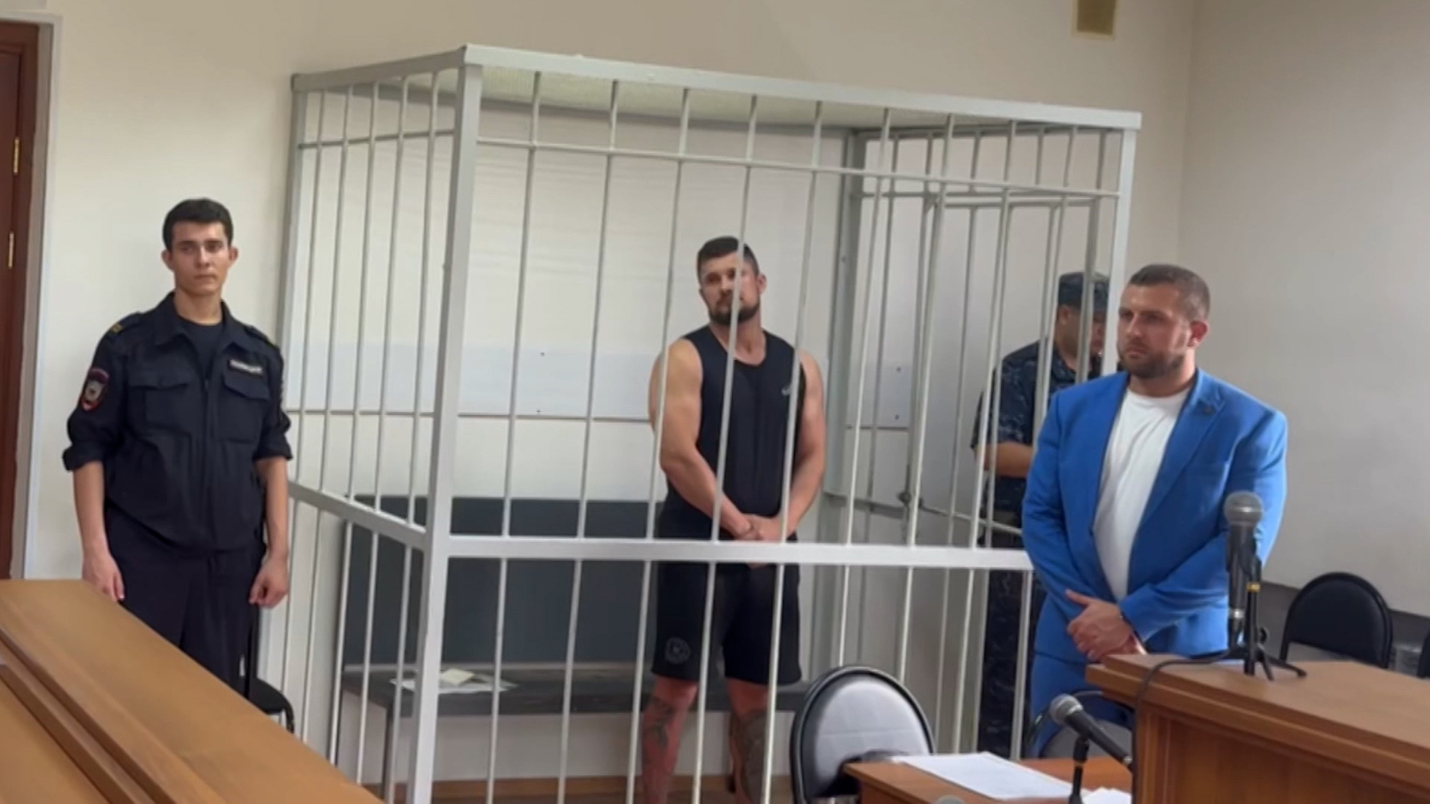 Гламурная аферистка довела кавалера до скамьи подсудимых