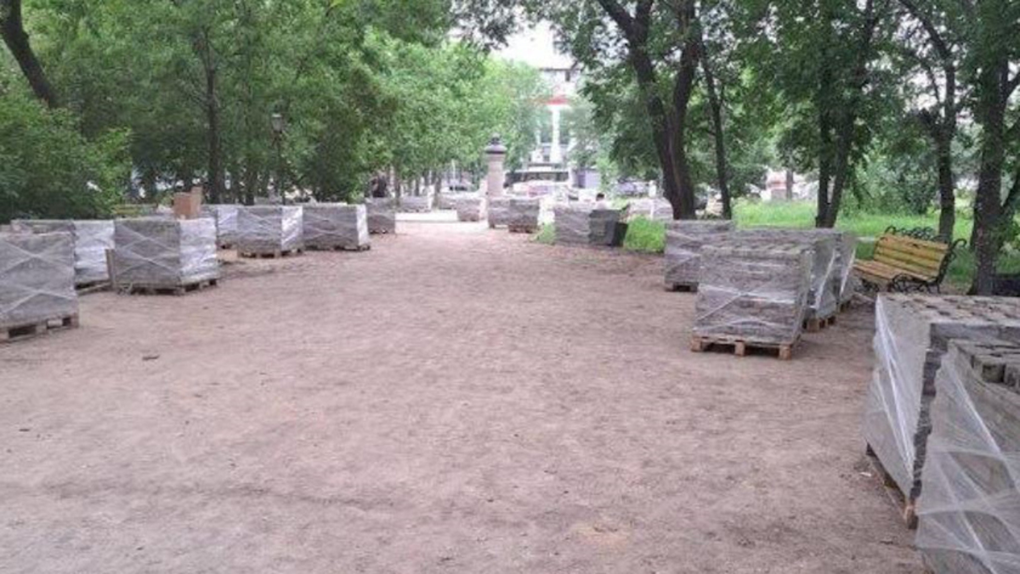 Киносквер начали строить в Благовещенске