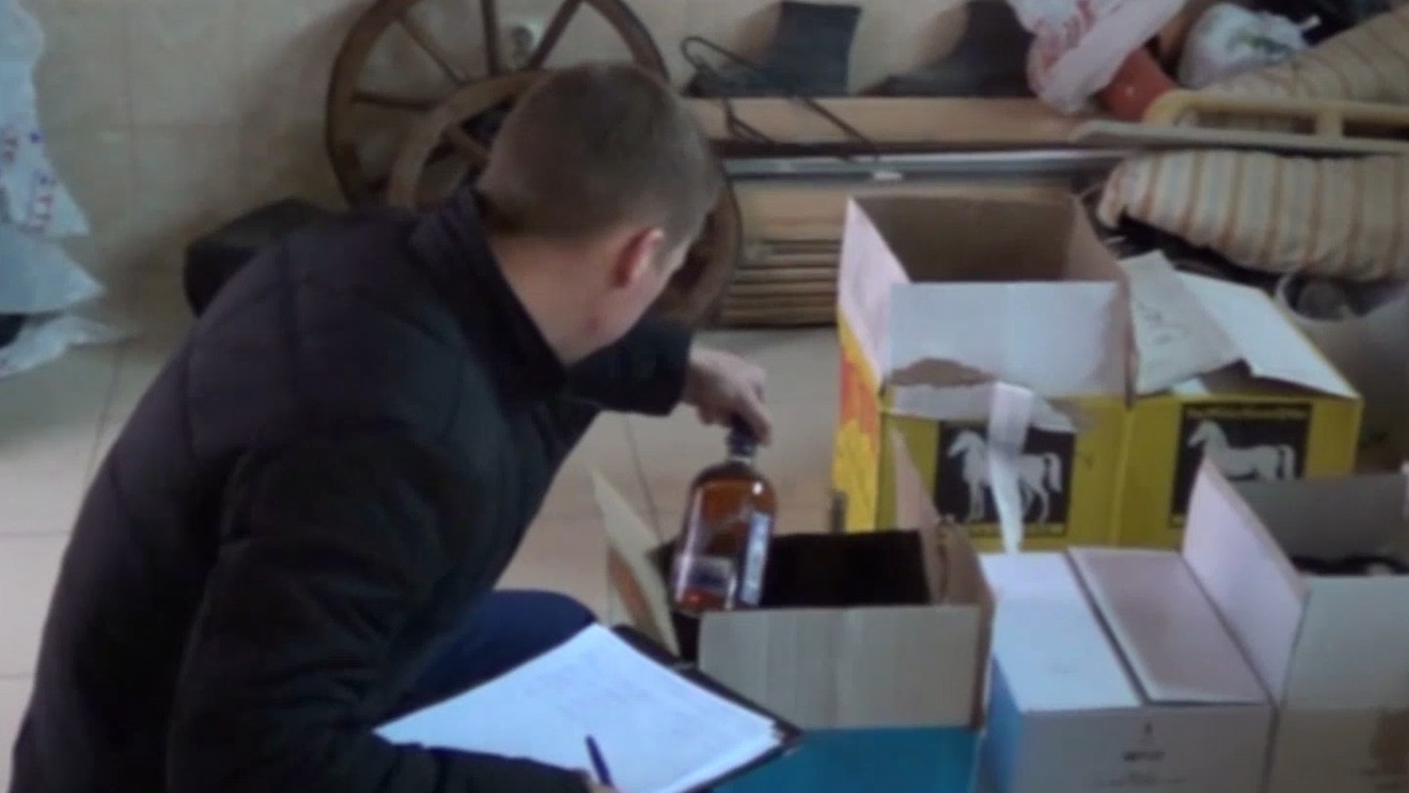 Более 2,5 тонн некачественного алкоголя конфисковали за год сотрудники УФСБ в Марий Эл