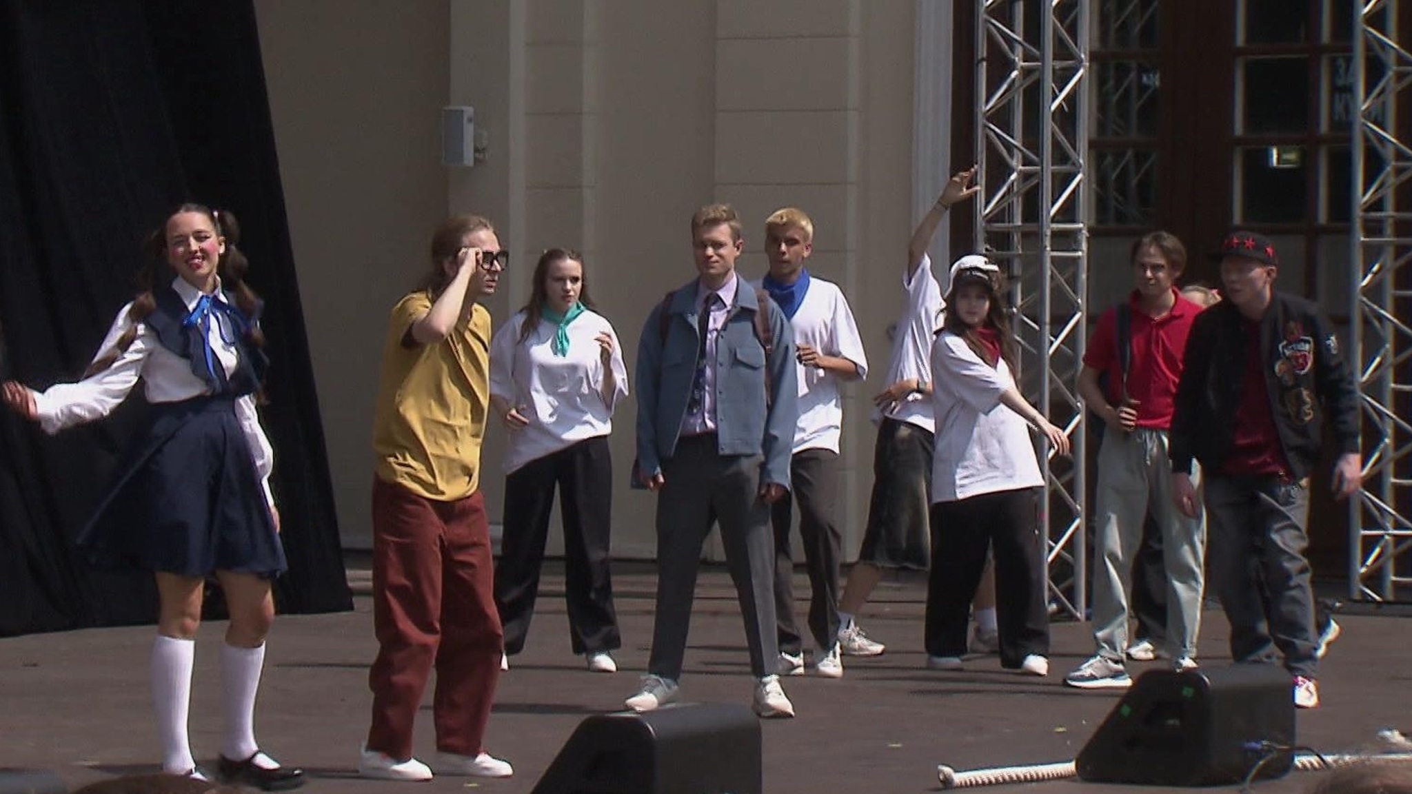 "Приключения Петрова и Васечкина" – на сцене Зелёного театра