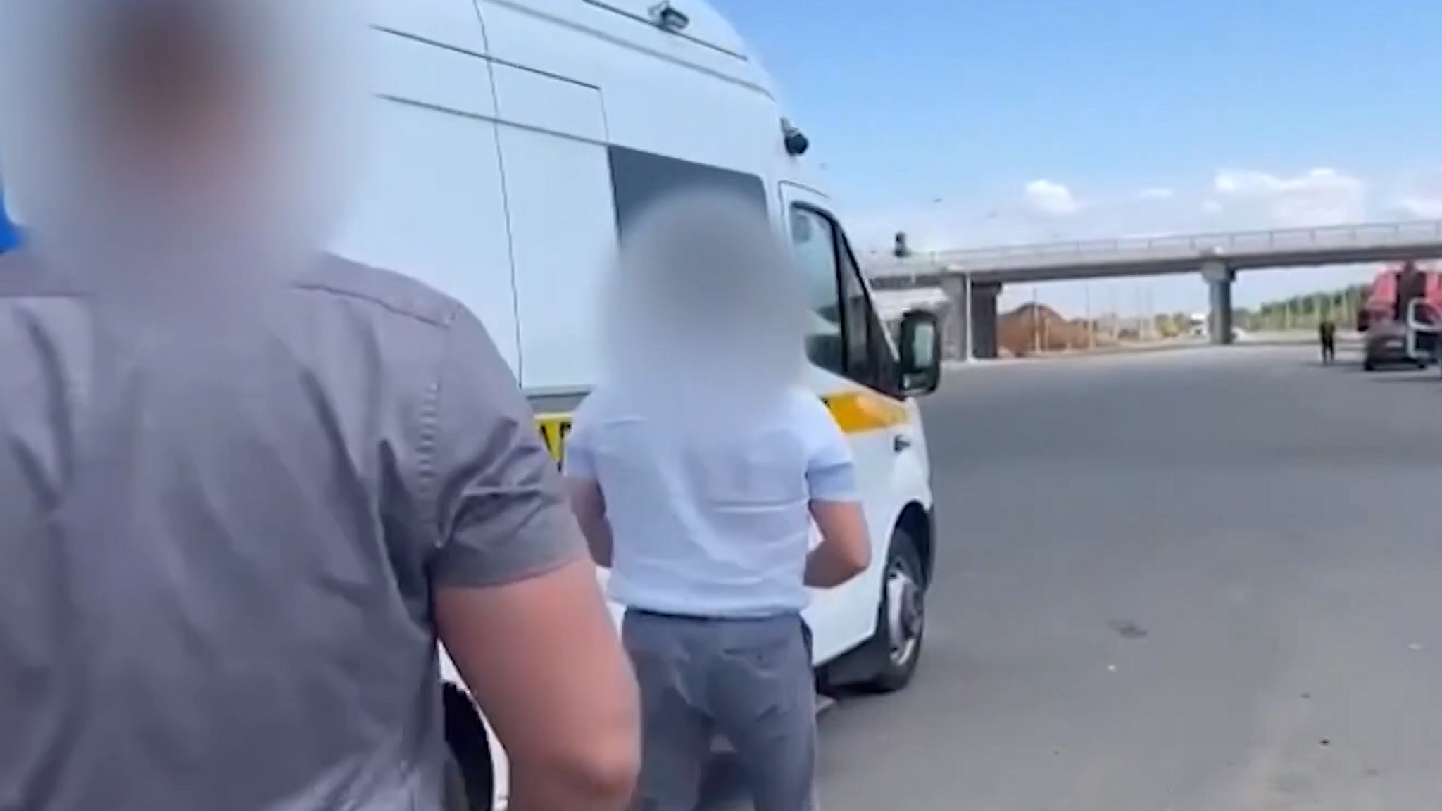 УФСБ России по Саратовской области выявлена и пресечена противоправная деятельность, связанная с дачей взятки должностному лицу