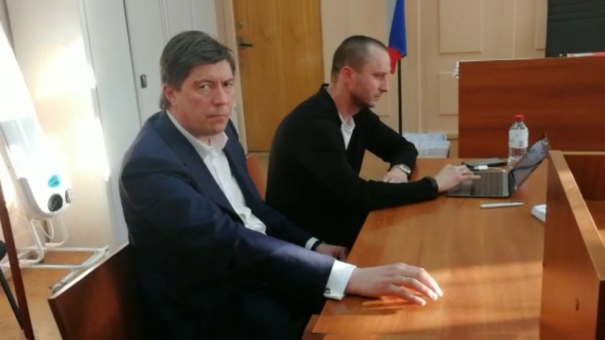 Экс-владелец банка "Югра" может остаться без бизнес-центров из-за долгов