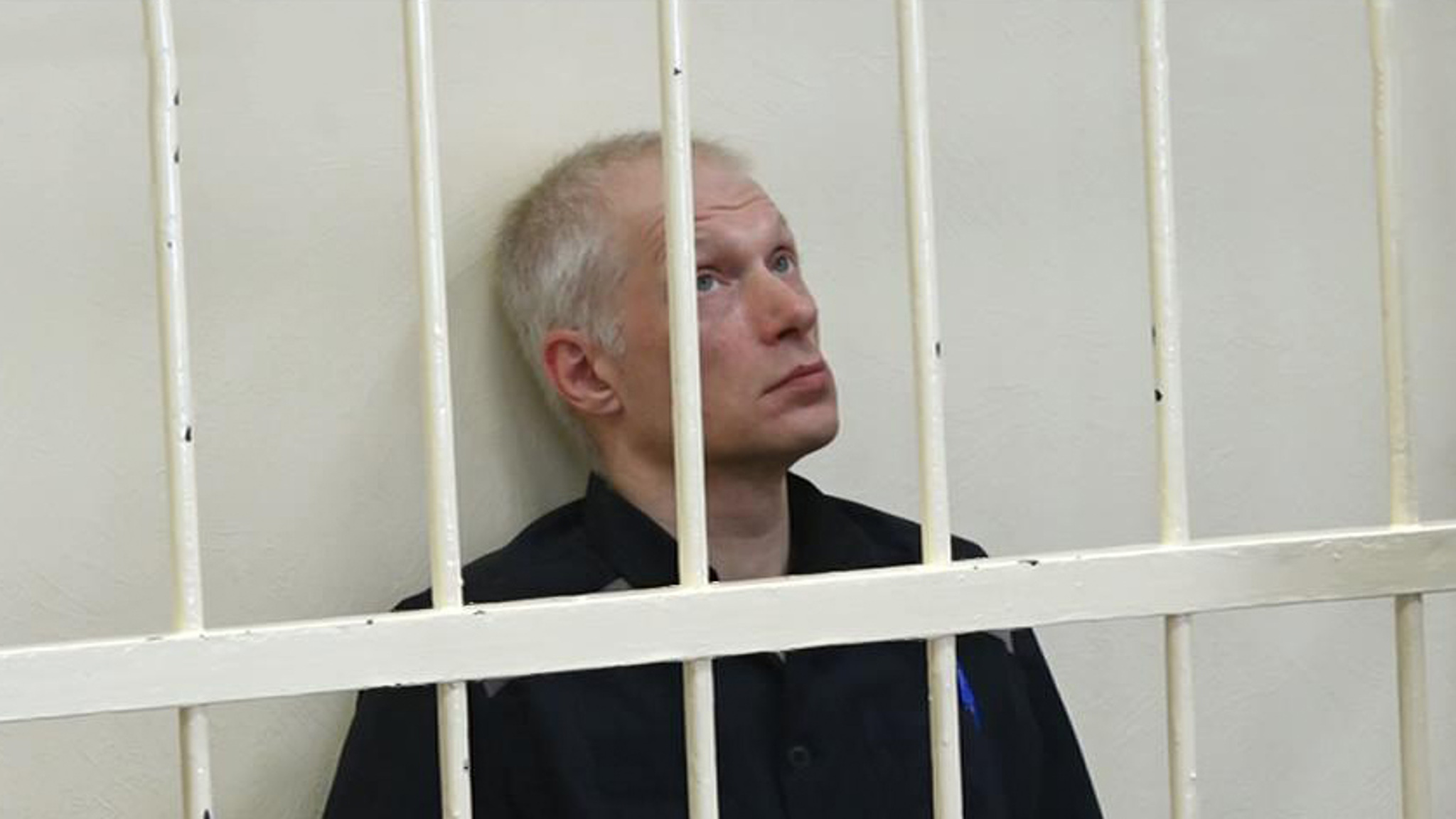 В Омске режиссер вышел из колонии и опять сел на скамью подсудимых