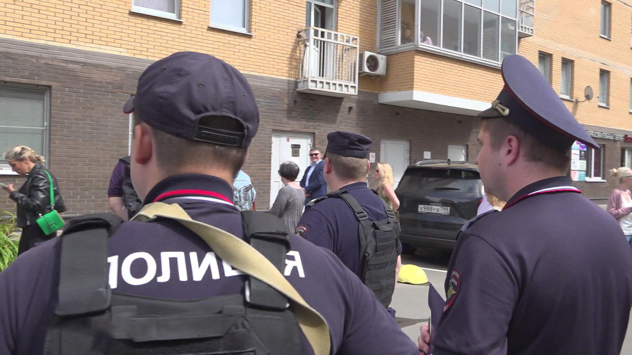 Управляющая компания силой захватила власть в доме