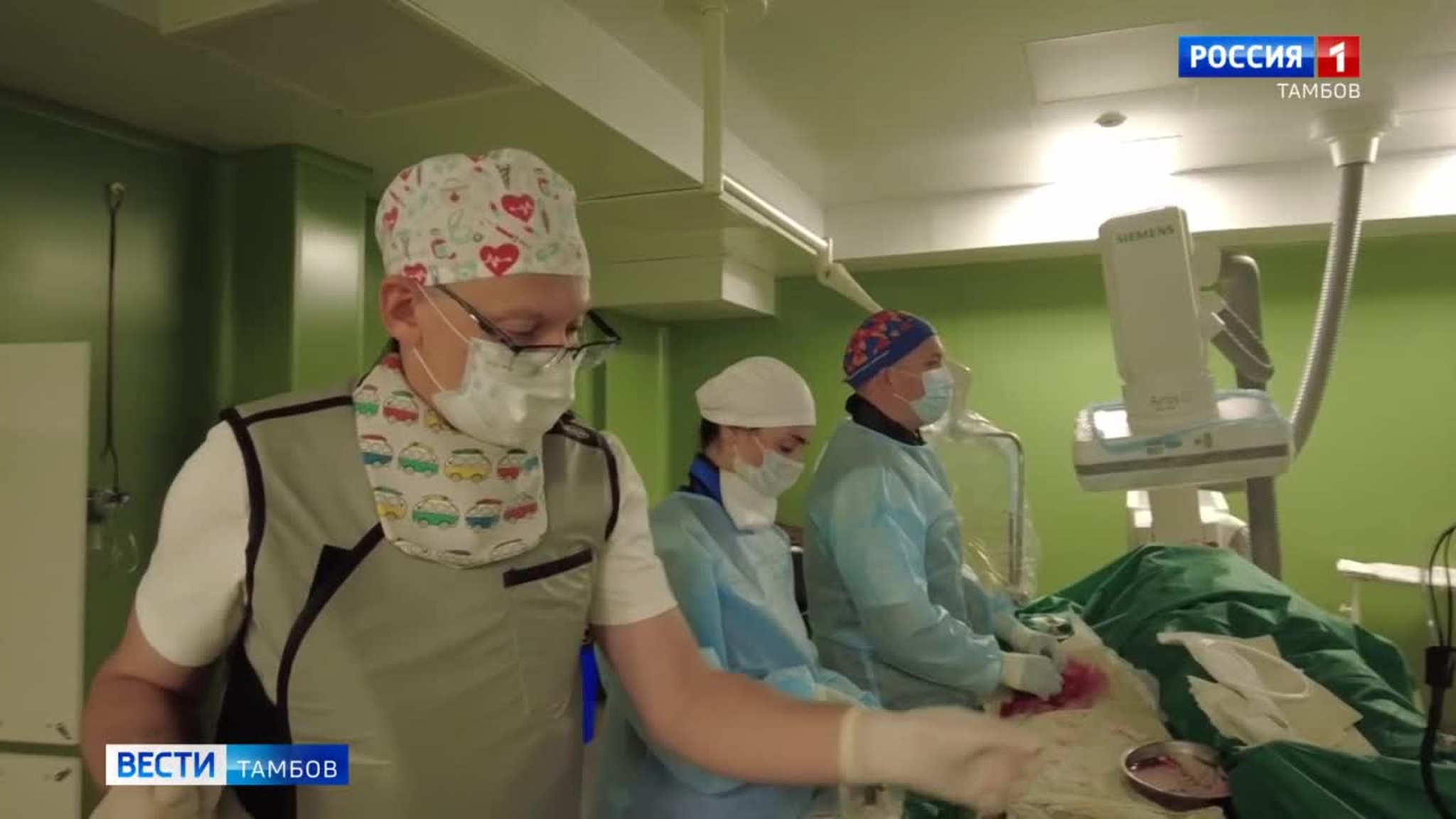 В облбольнице появился высокоскоростной минибур для прочистки сосудов. Кадры из операционной