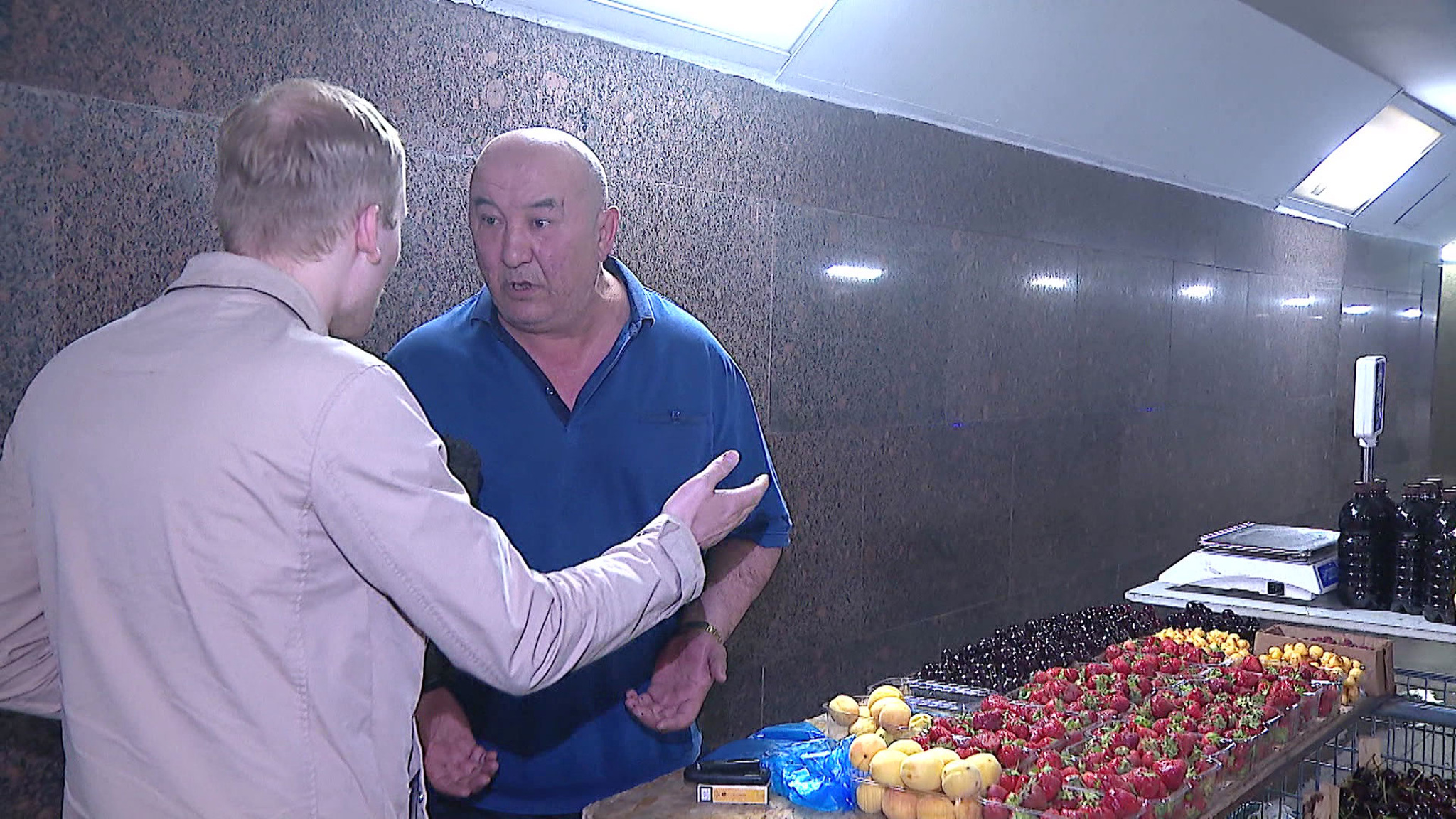 В СК проверяют видео с агрессией против журналиста "Дежурной части"
