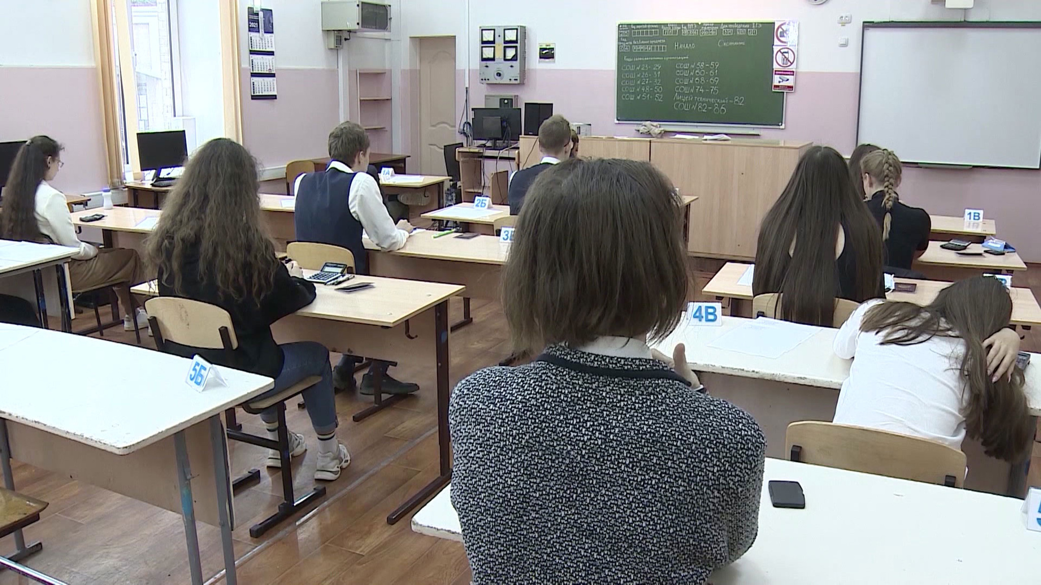 В школах стали массово отказываться переводить учащихся в 10-й класс