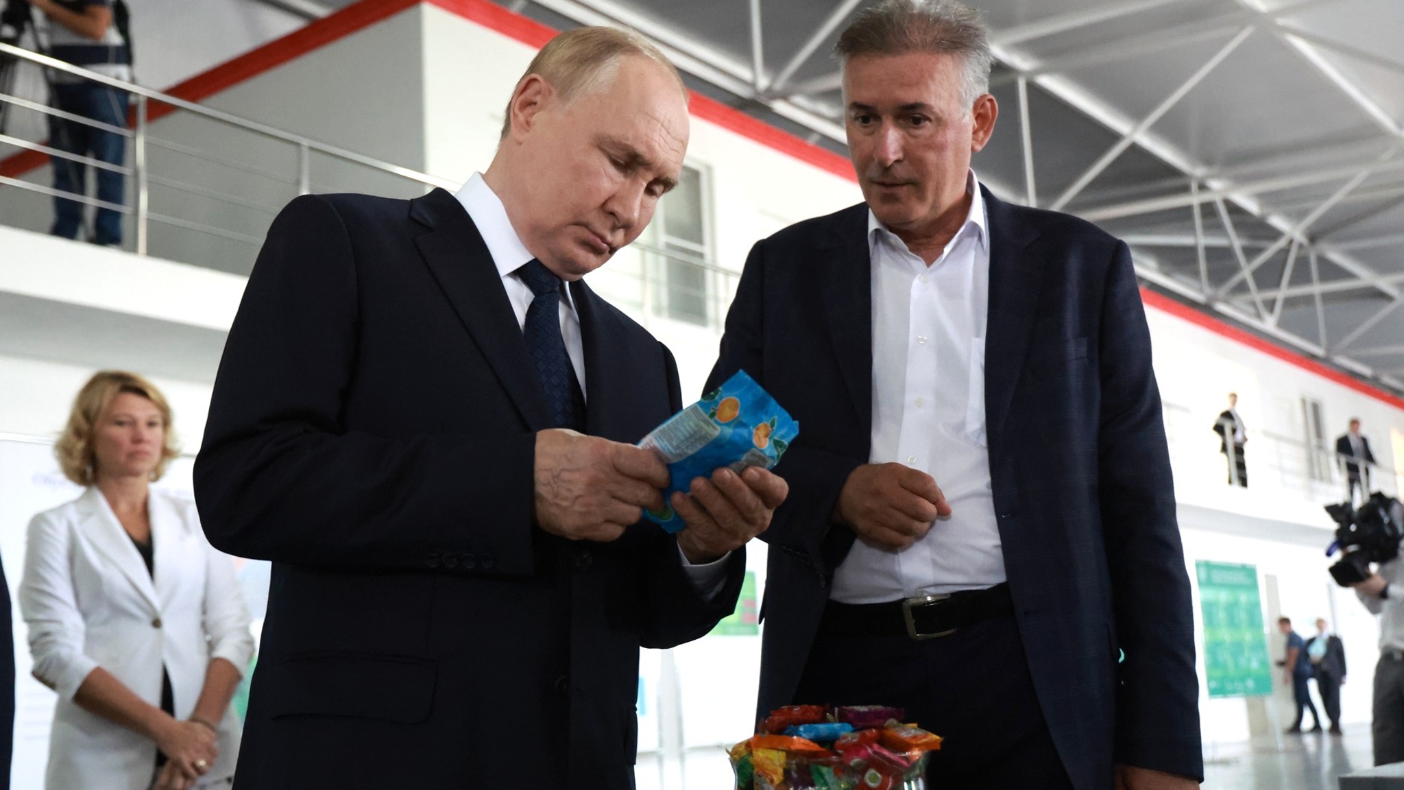 Кабардино-Балкария встретила президента Путина яблоками