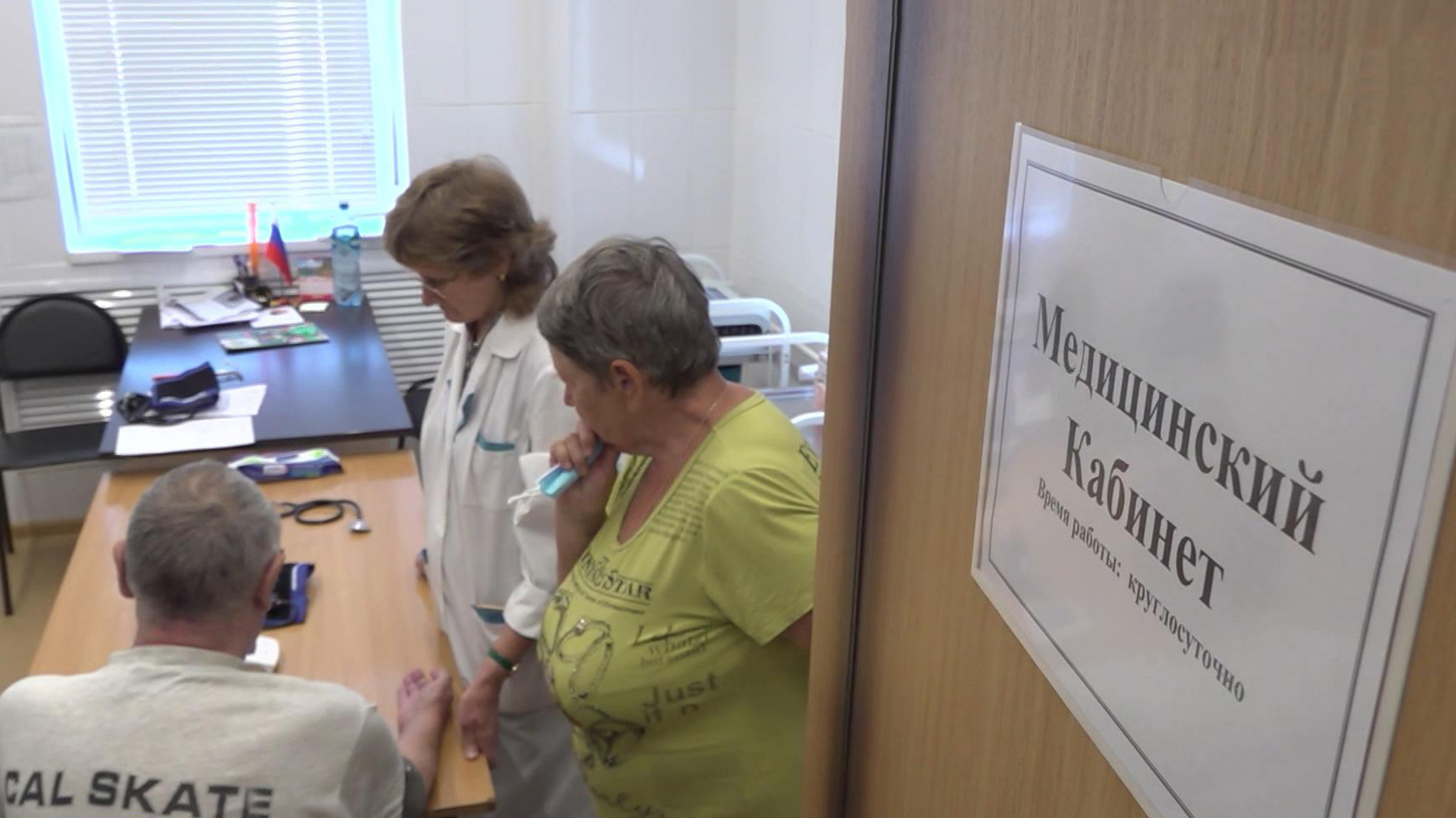 В Курской области 89-летний инвалид детства опять оказался под огнем врага