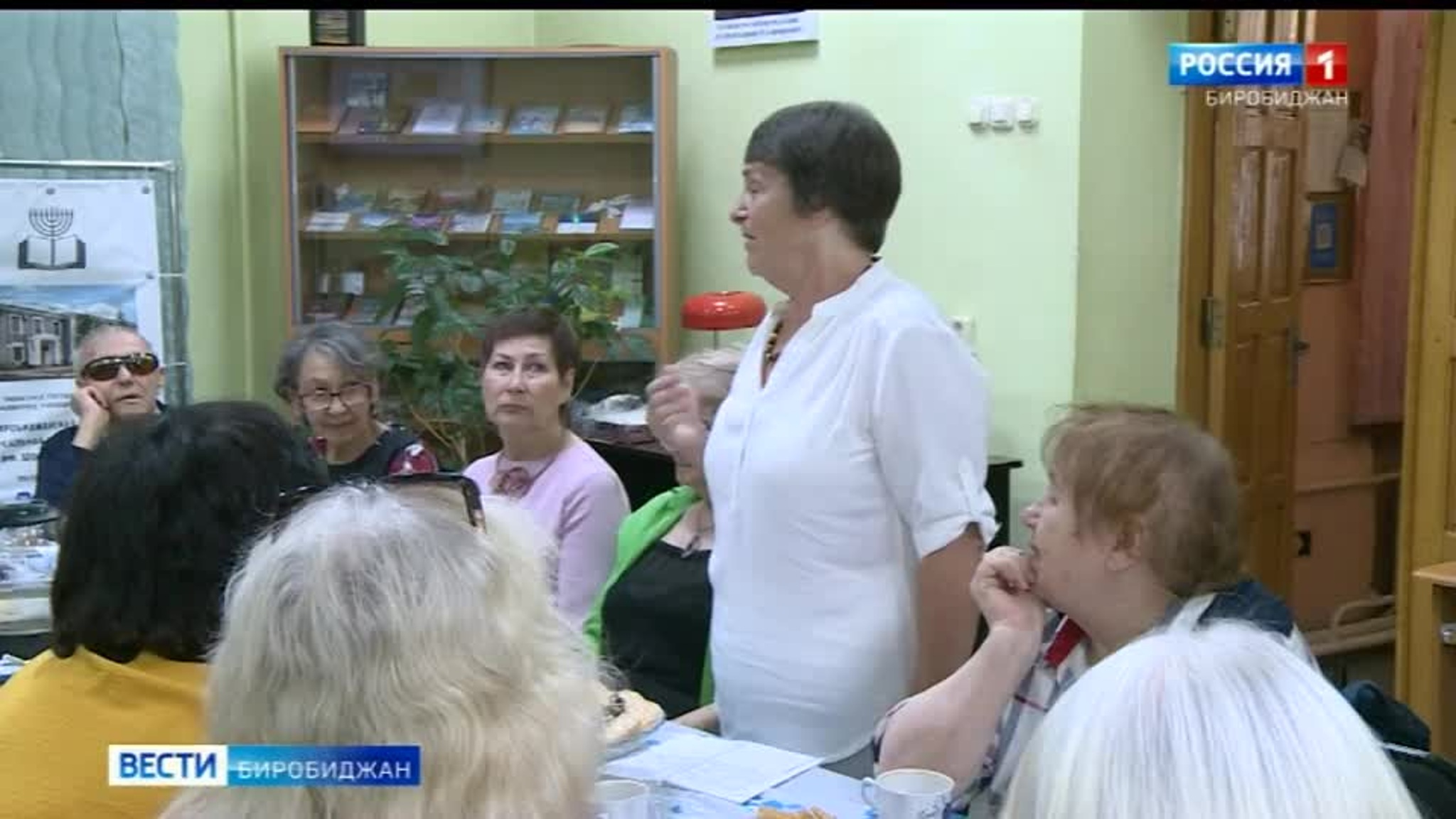 Литературный клуб вновь открыл свои двери в областной научной библиотеке