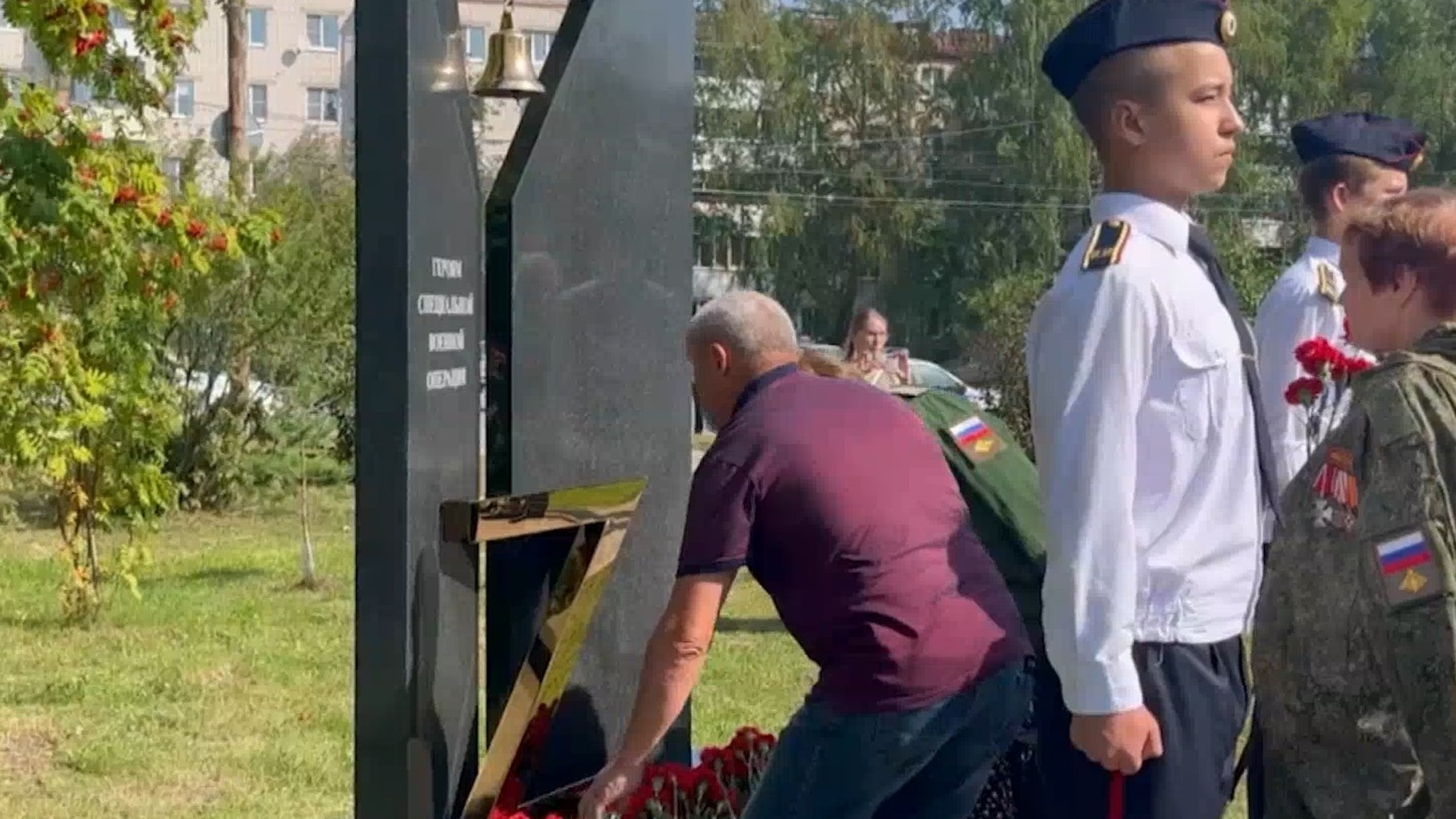 В посёлке Медведево установили памятник погибшим в СВО