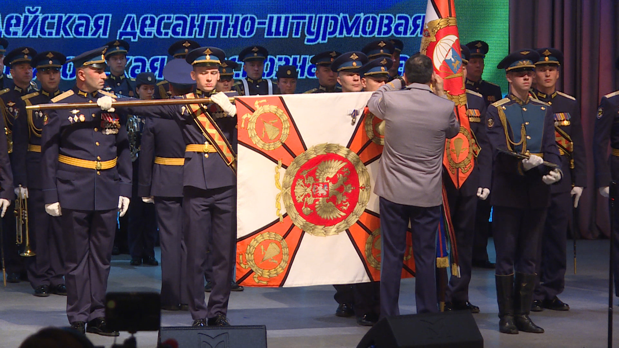 Прославленная Гвардейская 76-я десантно-штурмовая Черниговская дивизия отметила 85-летний юбилей