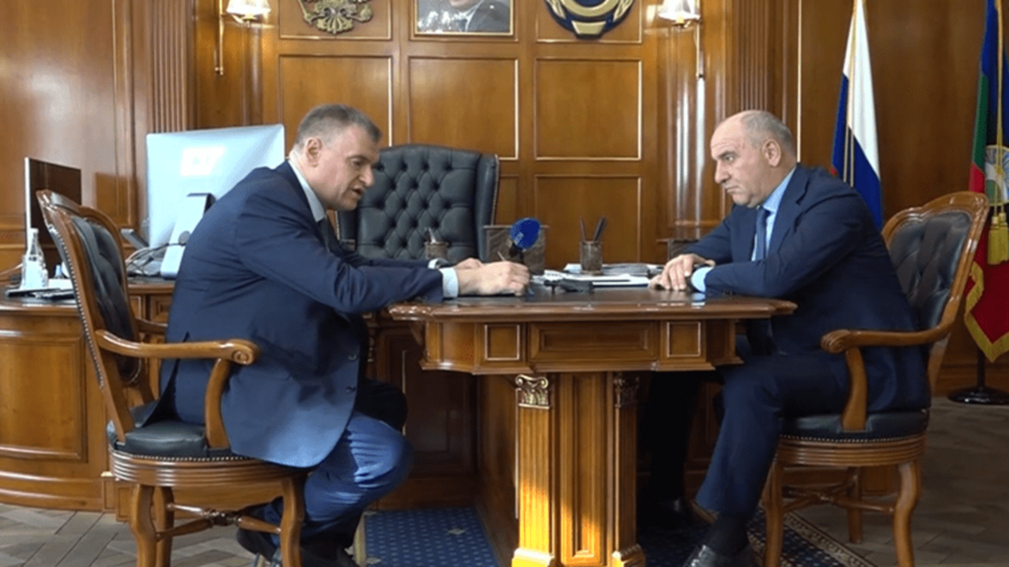 Глава Карачаево-Черкесии обсудил с Леонидом Слуцким взаимодействие властей с парламентской партией