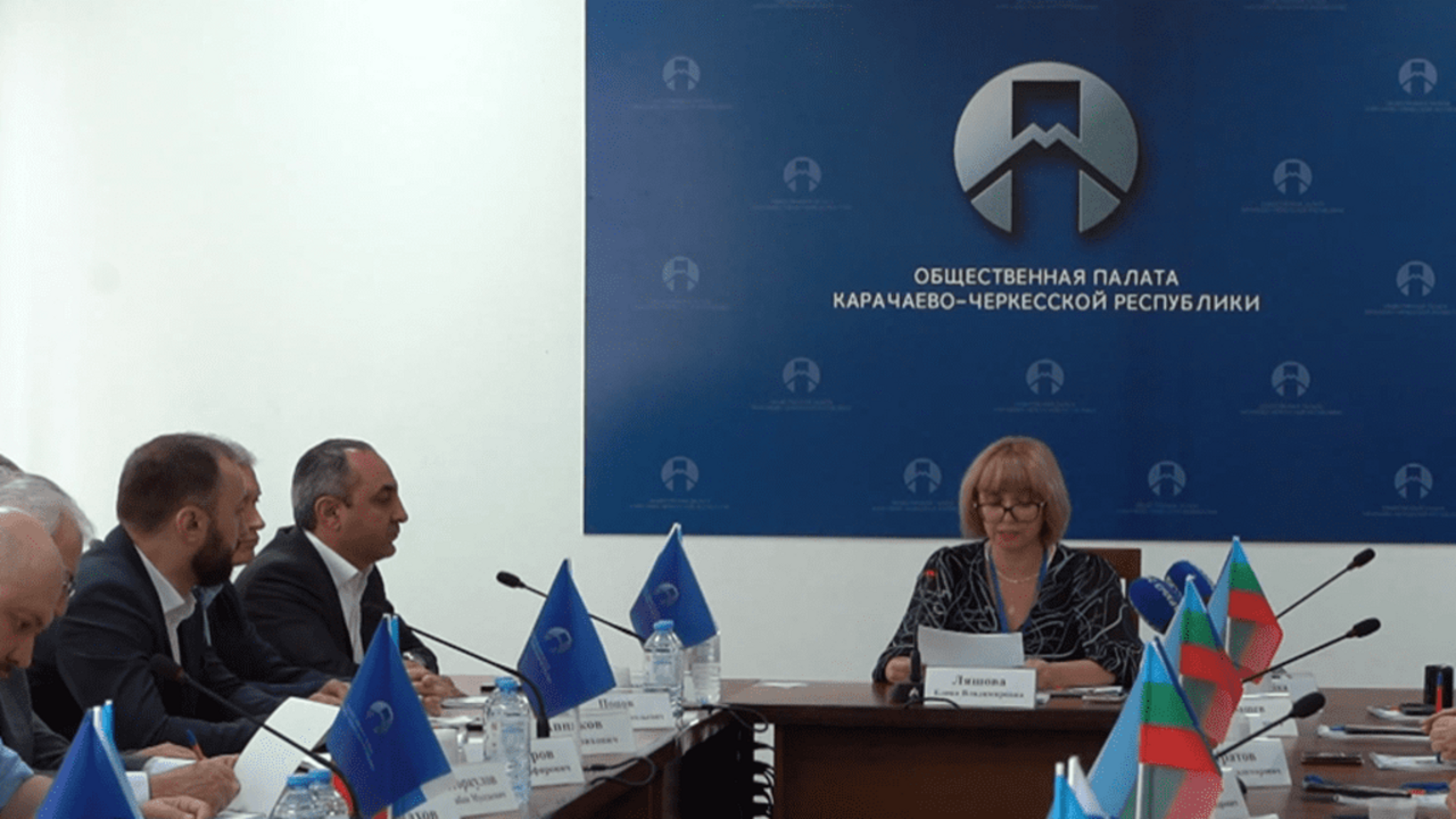 В Общественной палате Карачаево-Черкесии прошло открытие Ситуационного центра по общественному контролю за голосованием