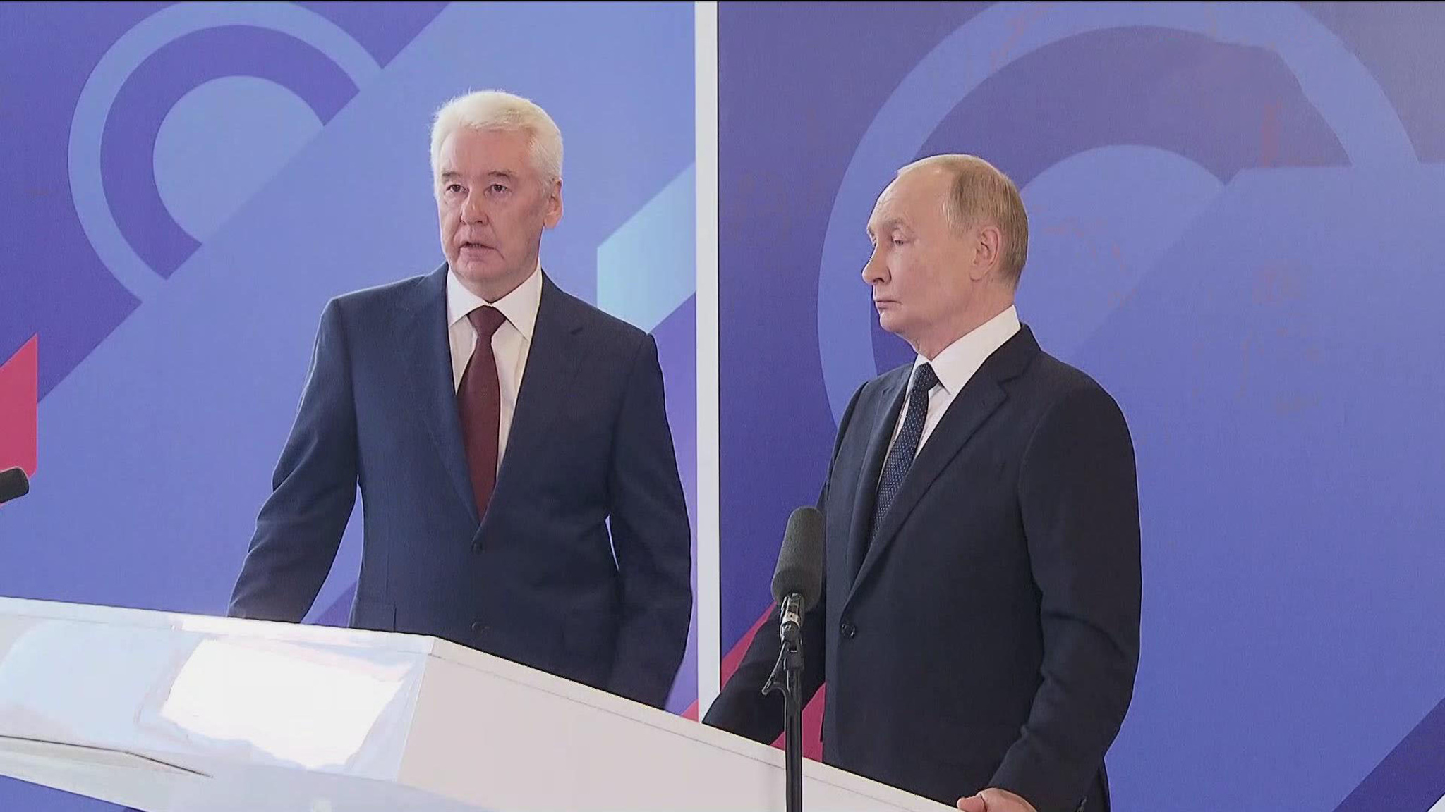 Путин поздравил москвичей с Днем города