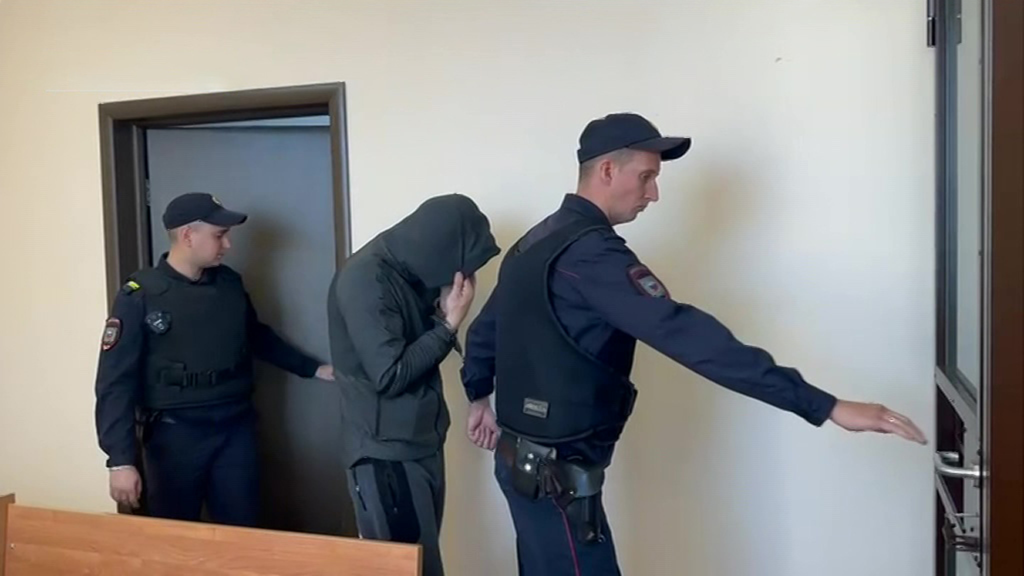 Изверг, убивший бывшую жену, следил за ней годами