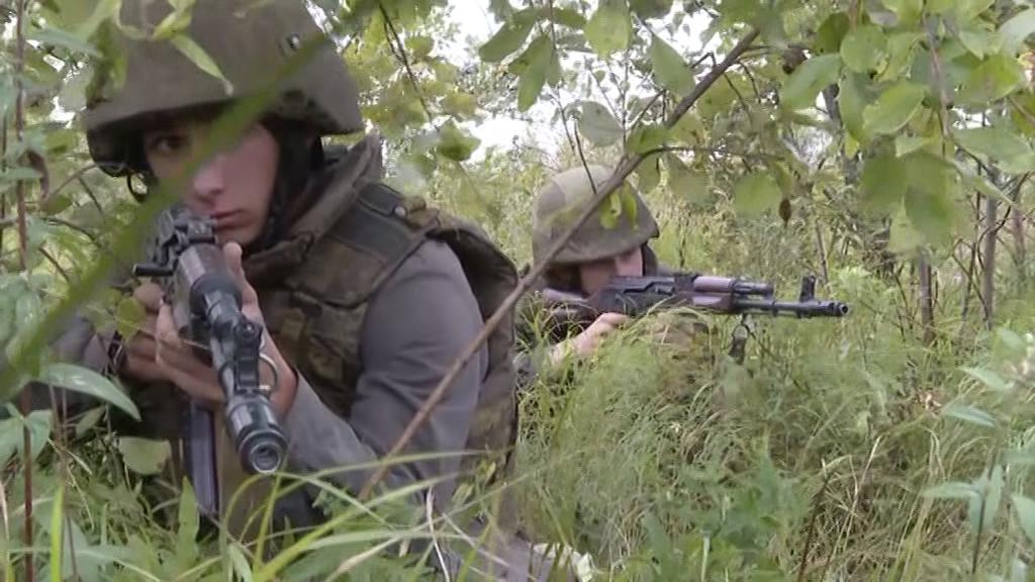 В Хабаровском крае добровольцы проходят военную подготовку в учебном центре