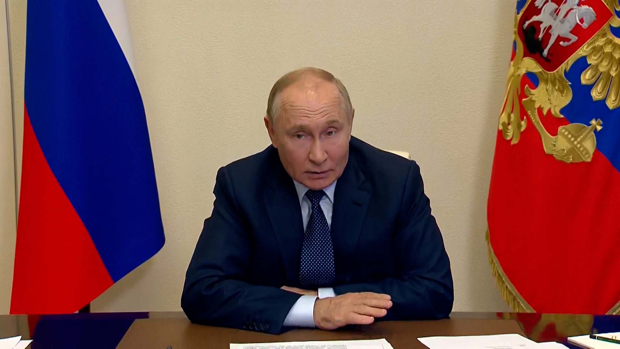 Путин призвал подумать об экспортных ограничениях в ответ на санкции