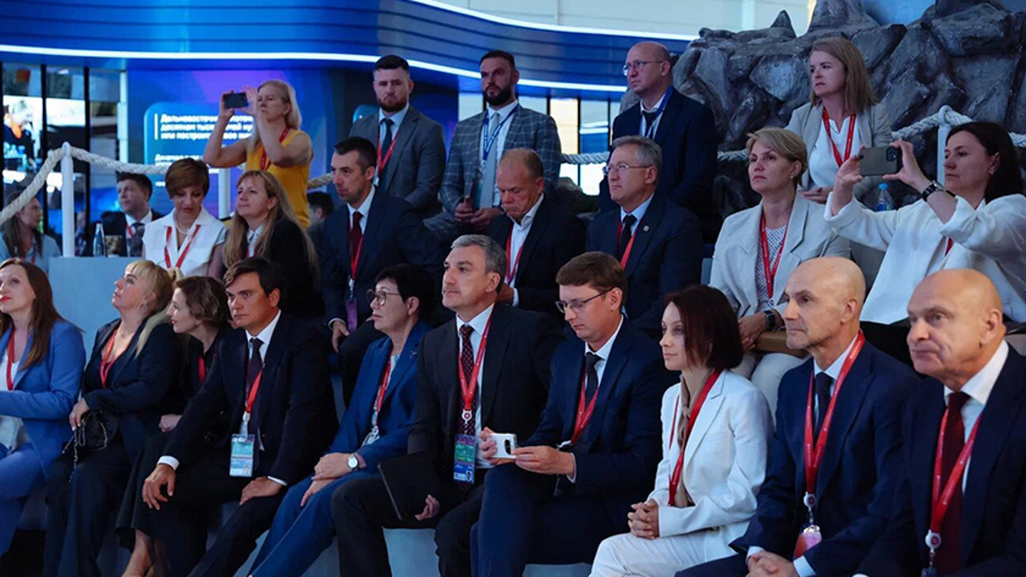 Об итогах Восточного экономического форума Юрий Трутнев доложил Владимиру Путину