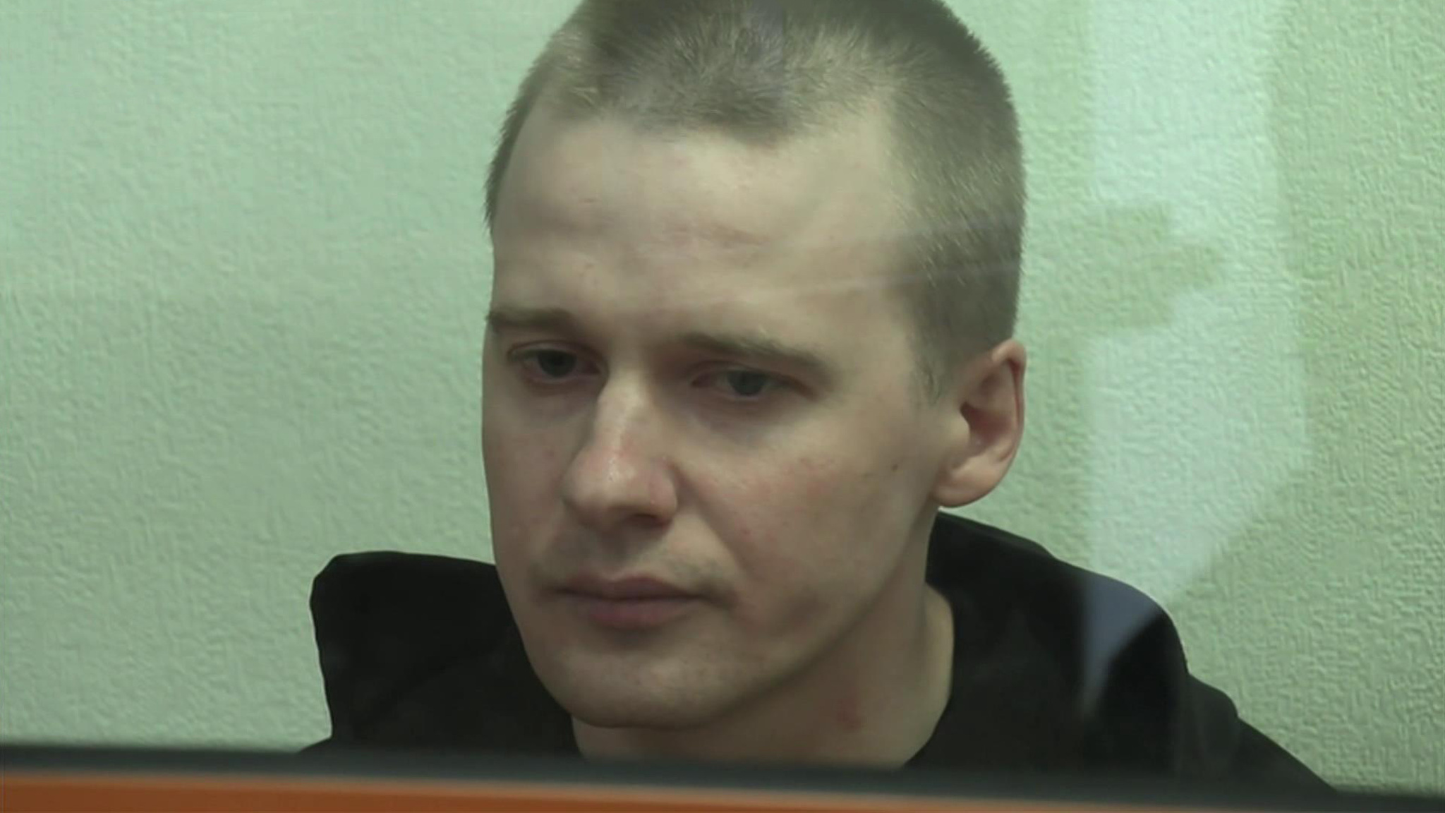 Материалы уголовного дела о покушении на Прилепина в суд заносили коробками