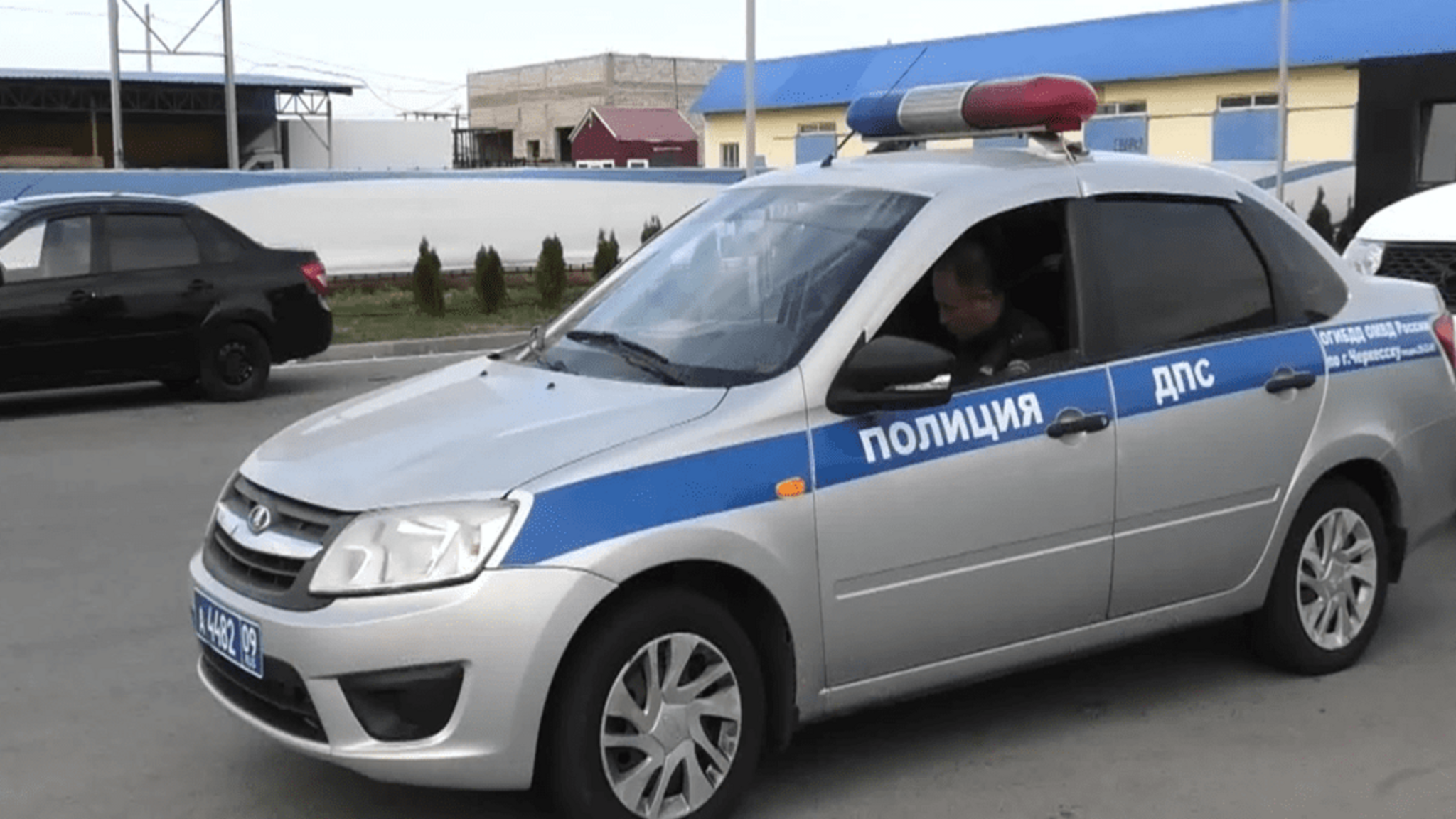 Сотрудники ГИБДД Карачаево-Черкесии регулярно проводят профилактику нарушений Правил дорожного движения