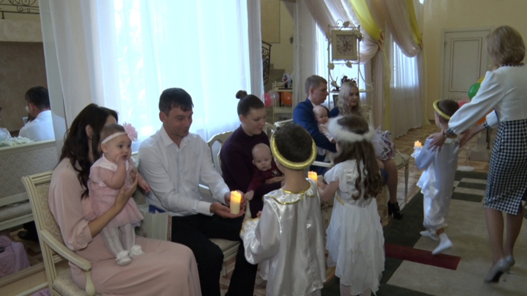 Вера, Надежда, Любовь: праздник имянаречения провели в благовещенском загсе