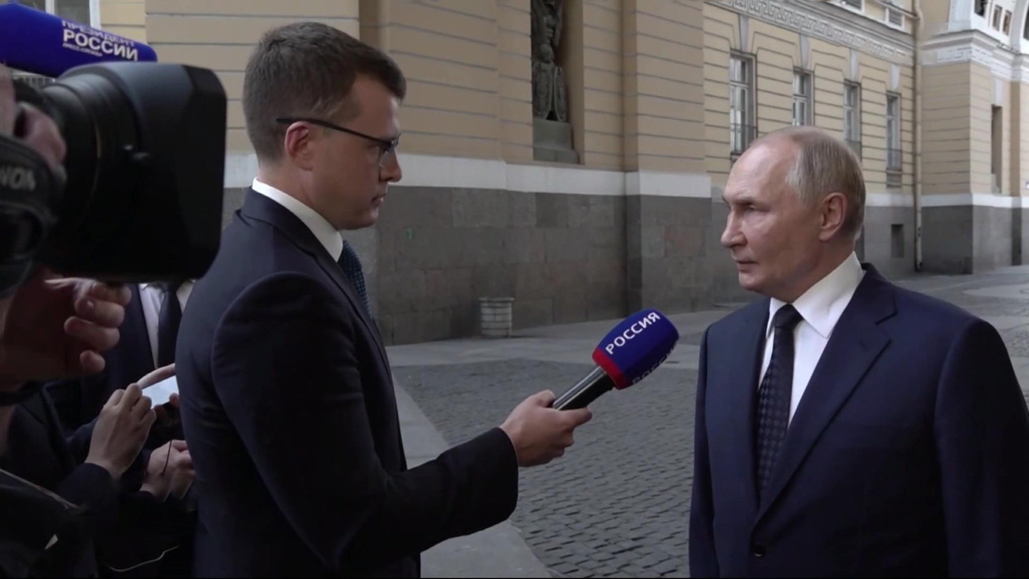 Разговоры об ударах вглубь России стали рассыпаться после заявления Путина