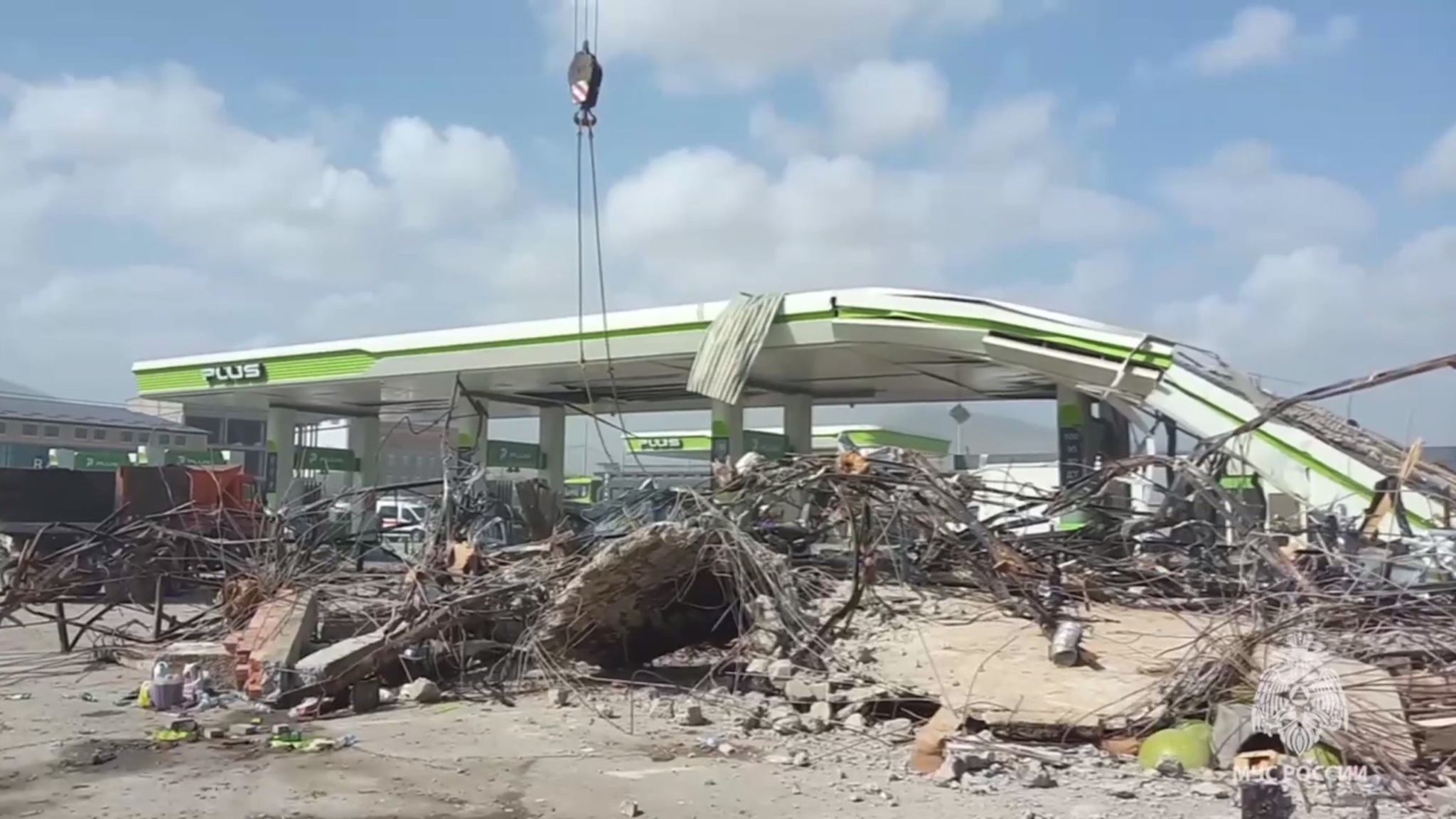 В Дагестане 13 человек погибли при взрыве АЗС