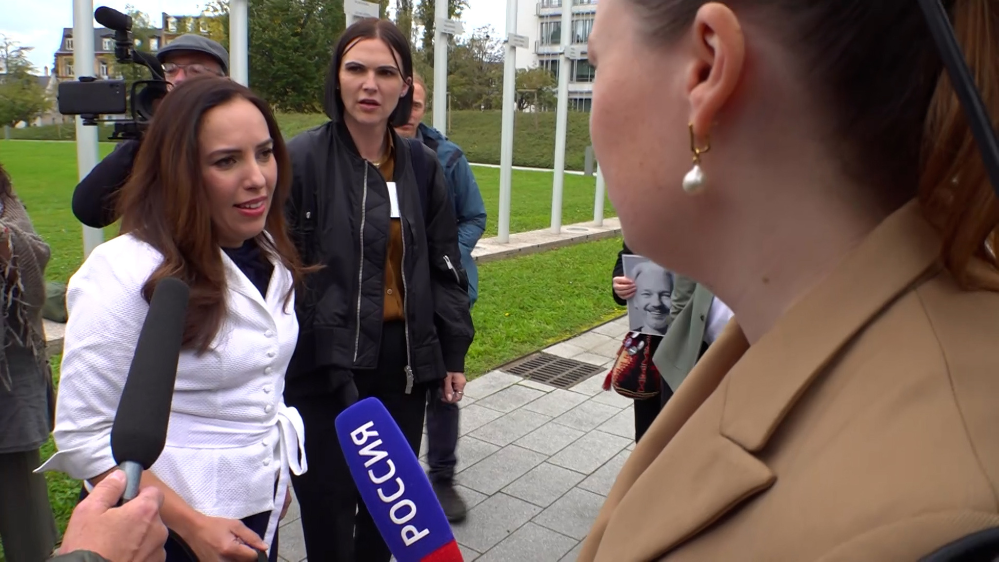 Жена Ассанжа поделилась подробностями о докладе своего мужа в Страсбурге