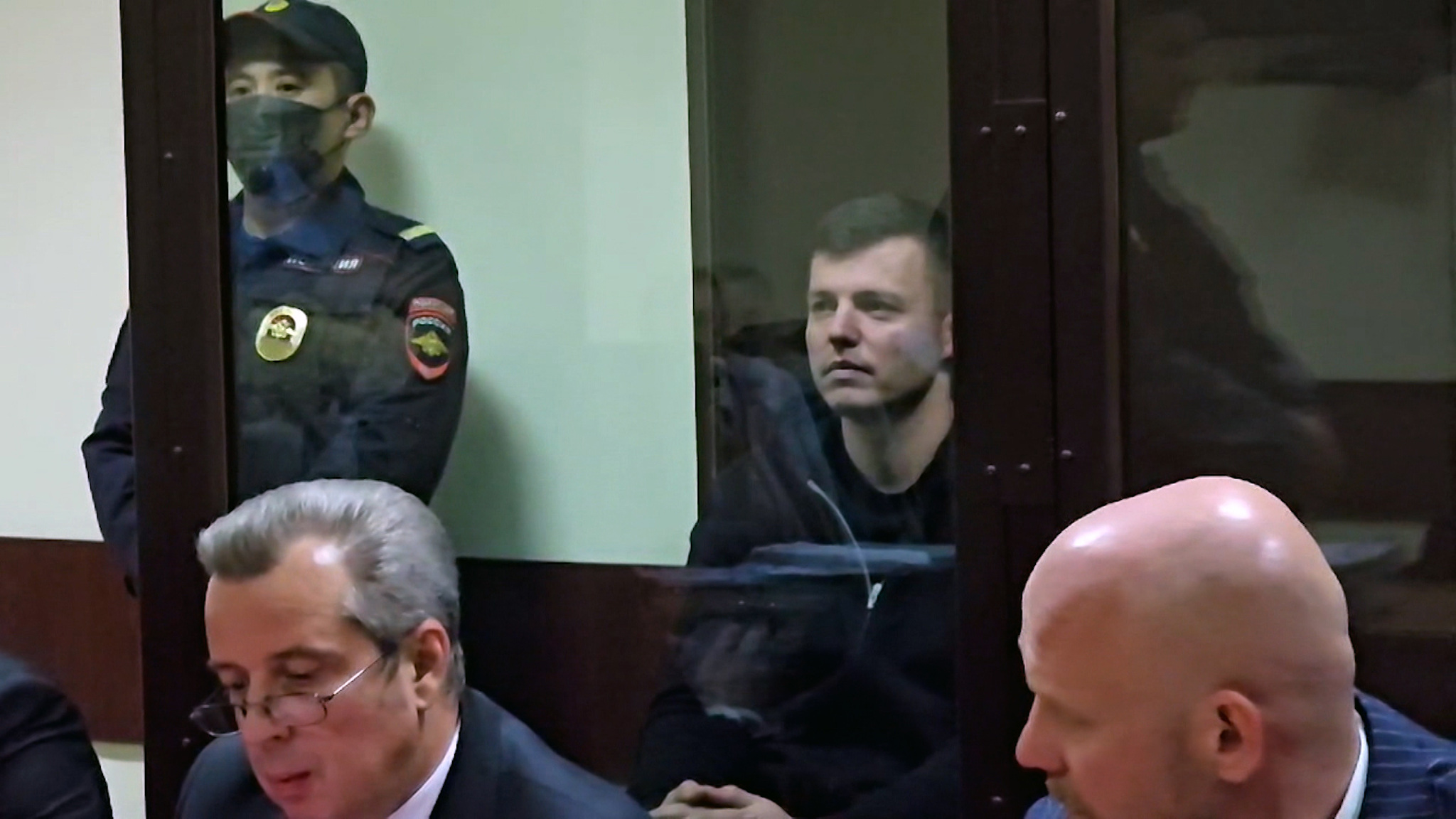 Блогеры Чекалины помещены под домашний арест