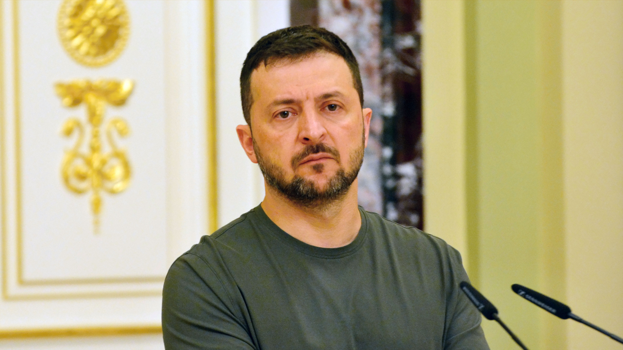 После провала в Угледаре Зеленский ищет крайних