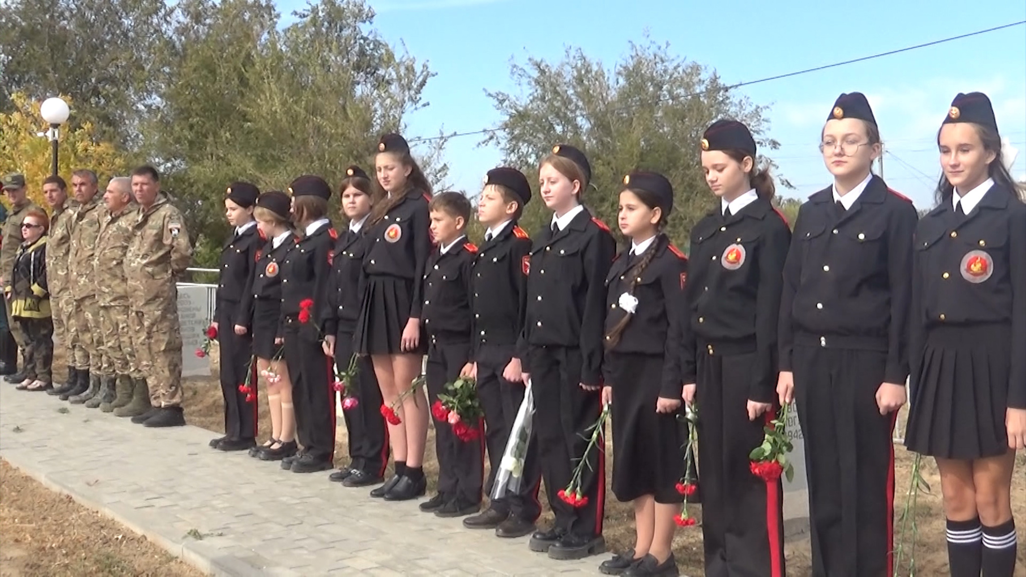 В Волгоградской области торжественно перезахоронили останки героев Великой Отечественной войны