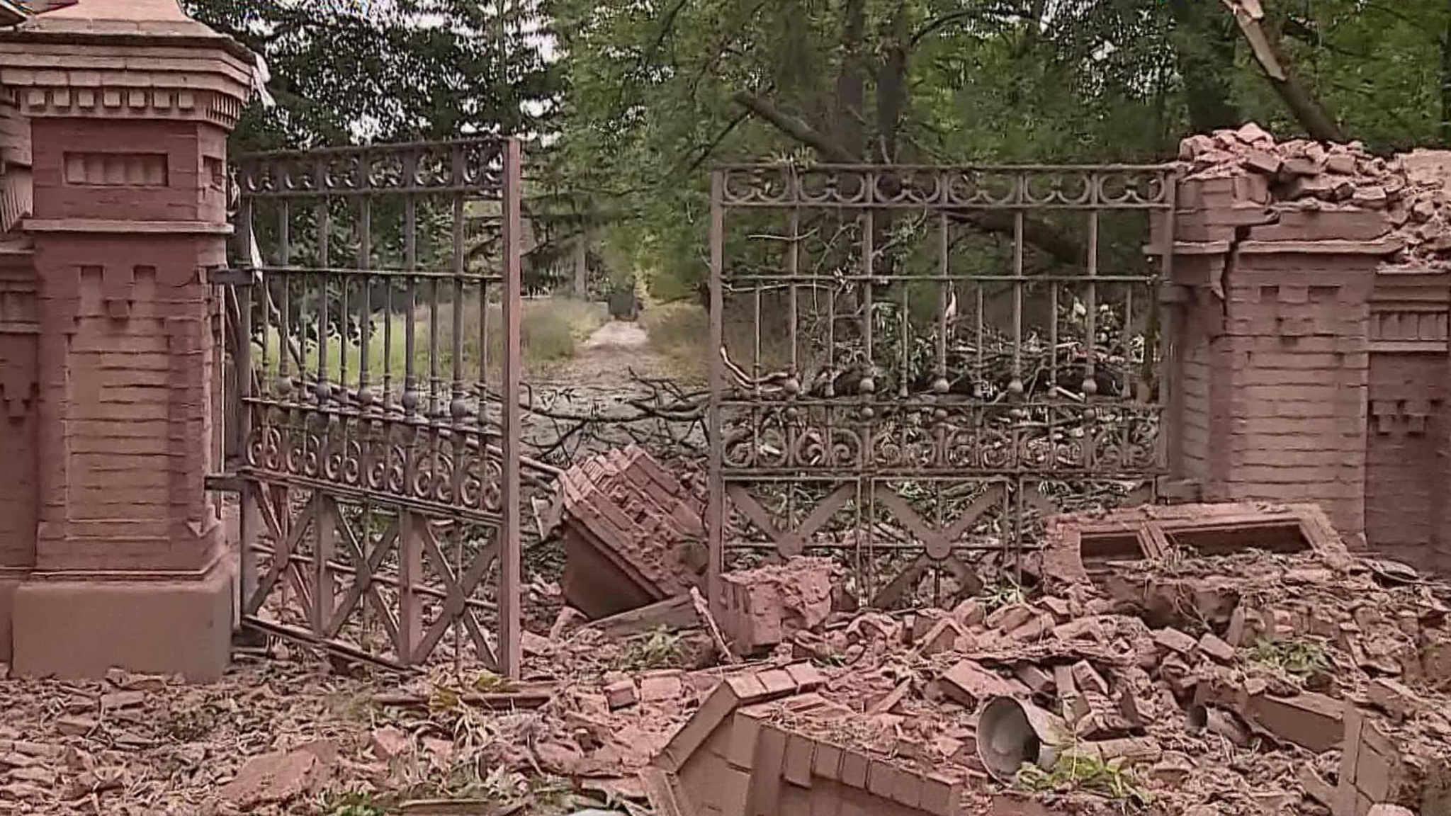 Здание ансамбля усадьбы Барятинских в Курской области пострадало при обстреле ВСУ