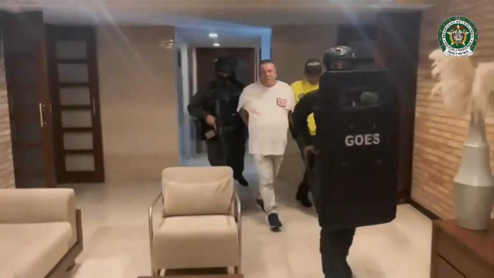 Главаря итальянской мафии выдал бильярдный стол