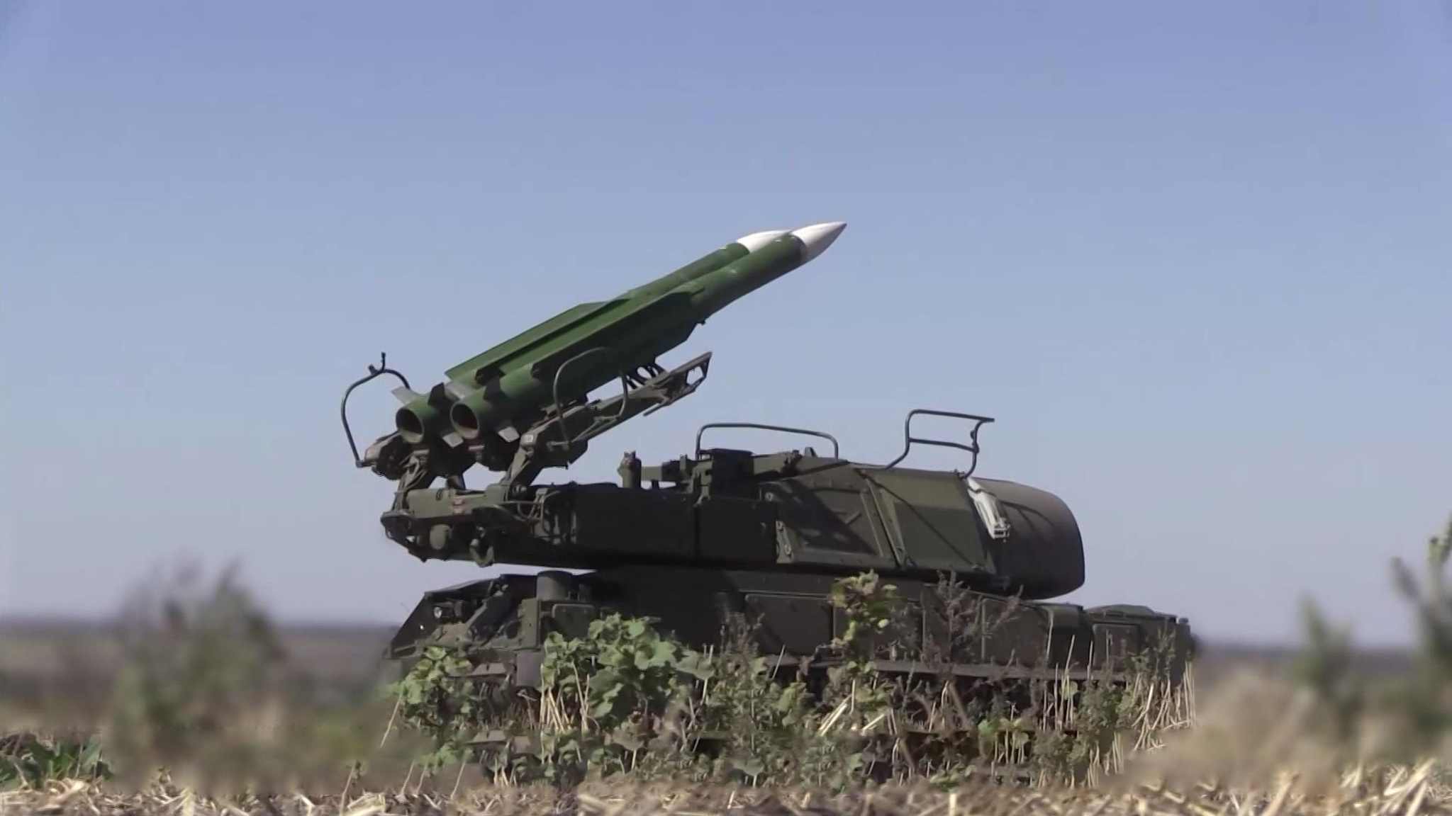 Российские "Буки" прерывают полеты "Бабы-Яги" и натовских HIMARS