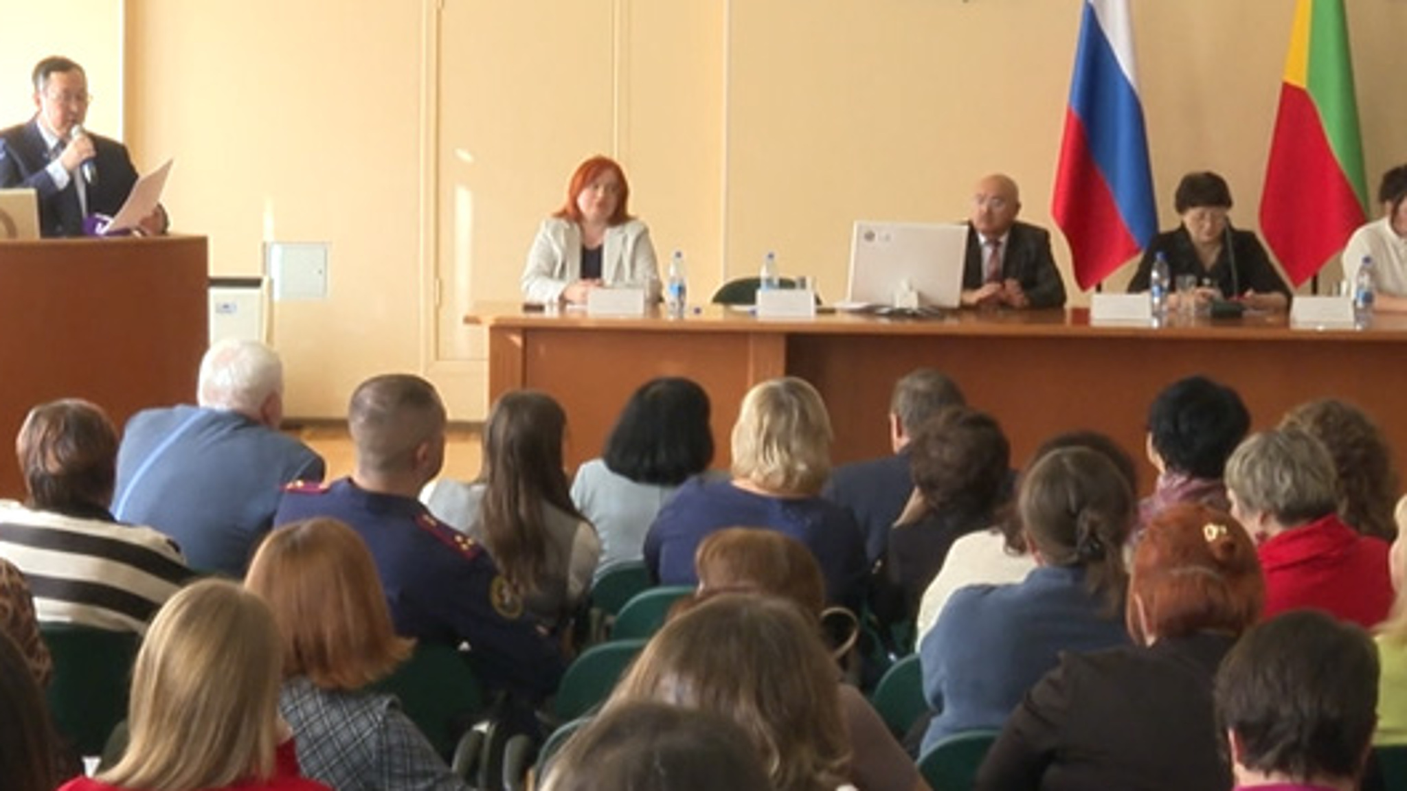Проблему социального сиротства обсудили на краевом семинаре-совещании «Семья-Забайкалья»