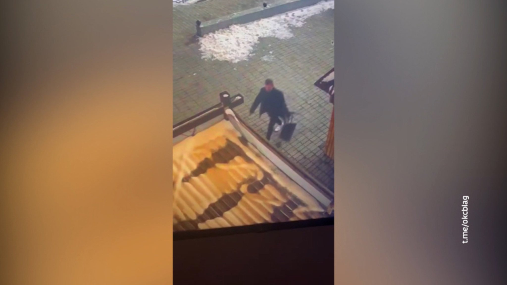 Очередные вандалы "развлеклись" в благовещенском парке Дружбы
