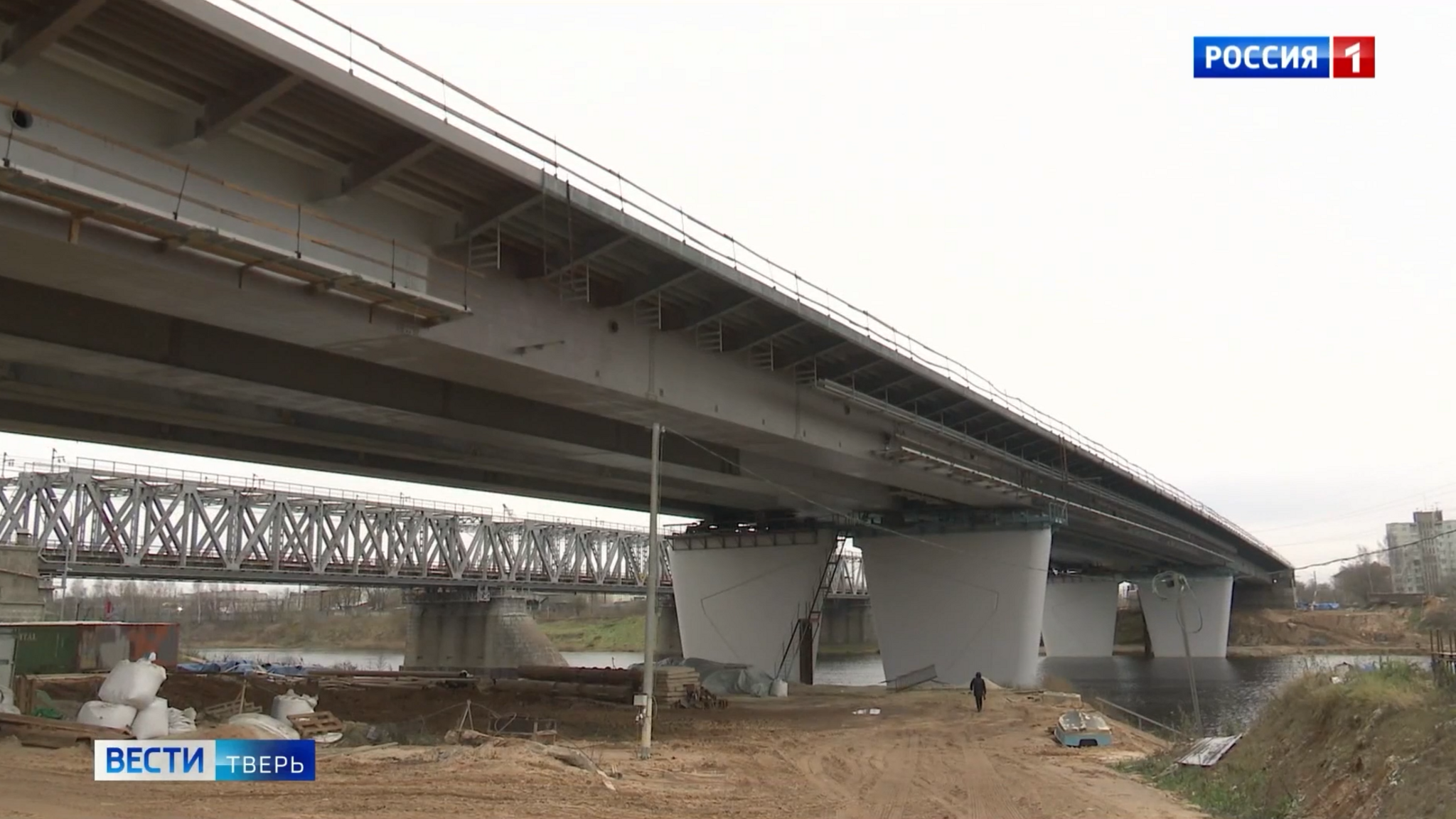 В Твери завершили надвижку пролетов Западного моста