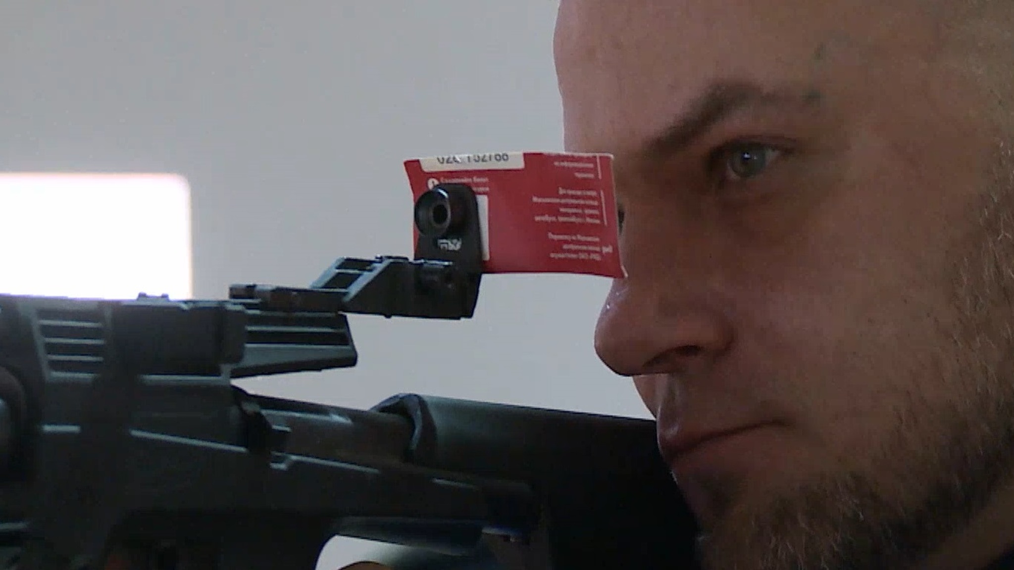 Ветеран СВО Дмитрий Глушков из Марий Эл соревнуется в пулевой стрельбе в финале Кубка защитников Отечества