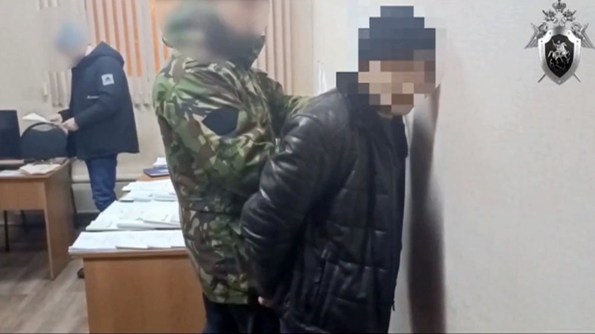 Полицейский выступил в роли тюремного риелтора