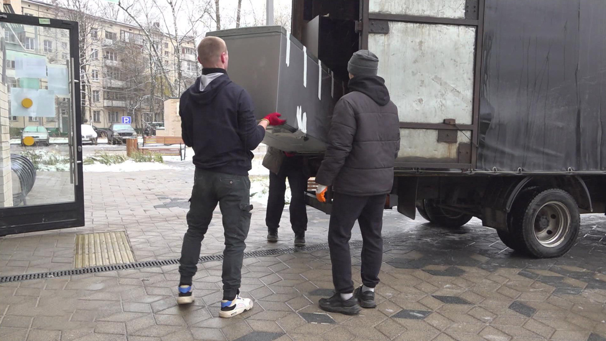45 тысяч московских семей при реновации вызвали помощь для переезда