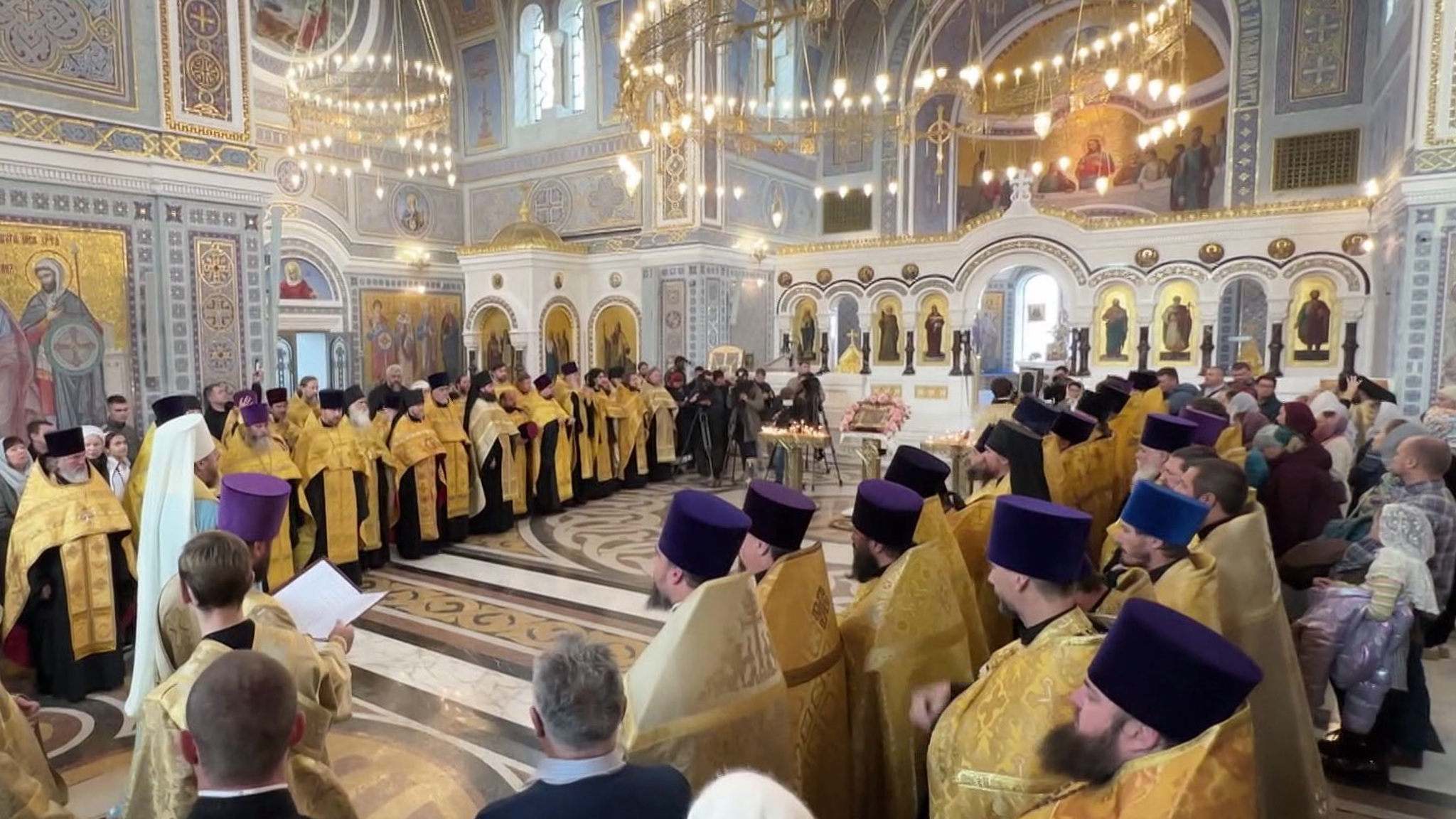 В Херсонесе молились на чудотворную икону из Донбасса